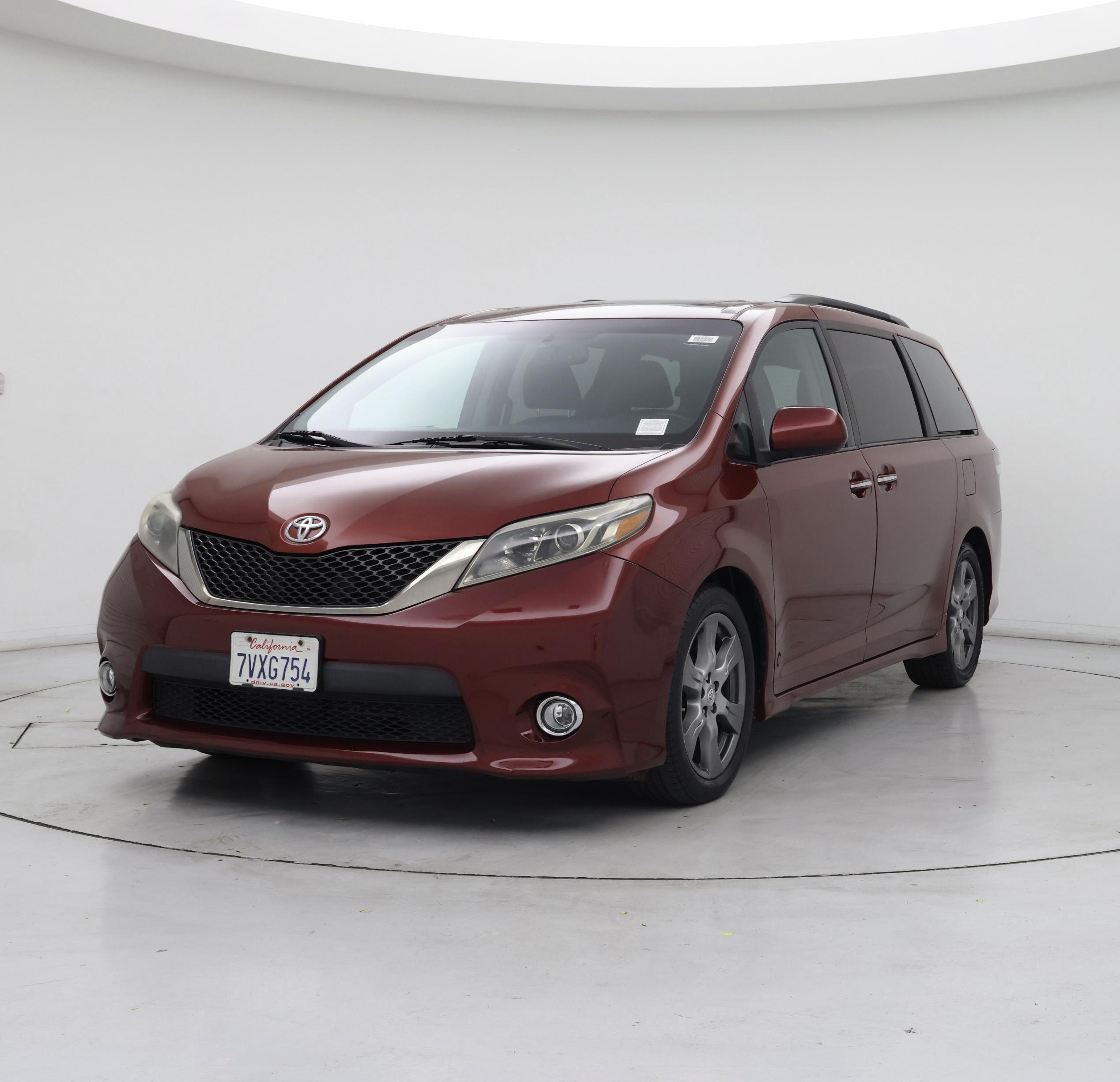Thumbnail: 2017 Toyota Sienna - 4