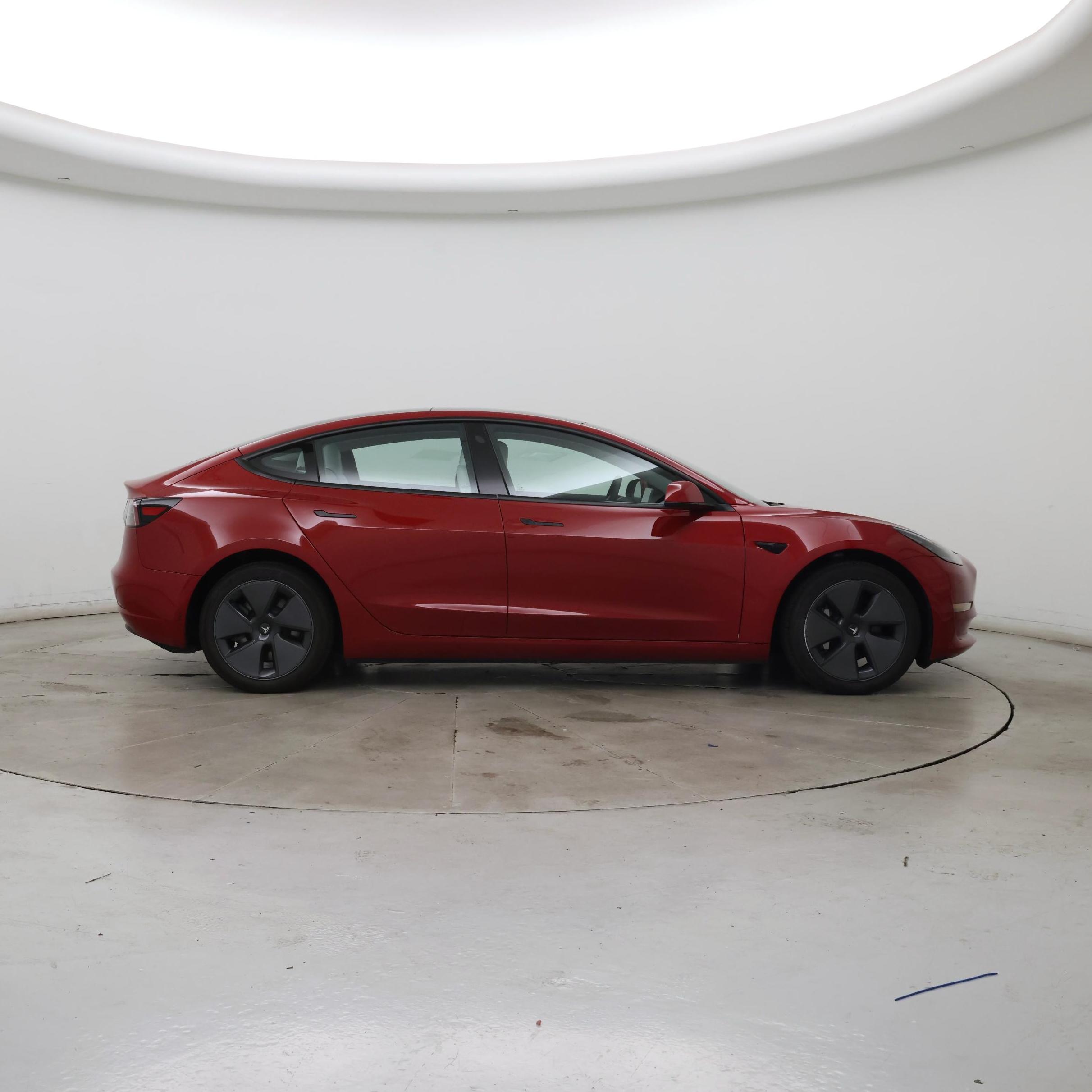 Thumbnail: 2023 Tesla Model 3 - 7