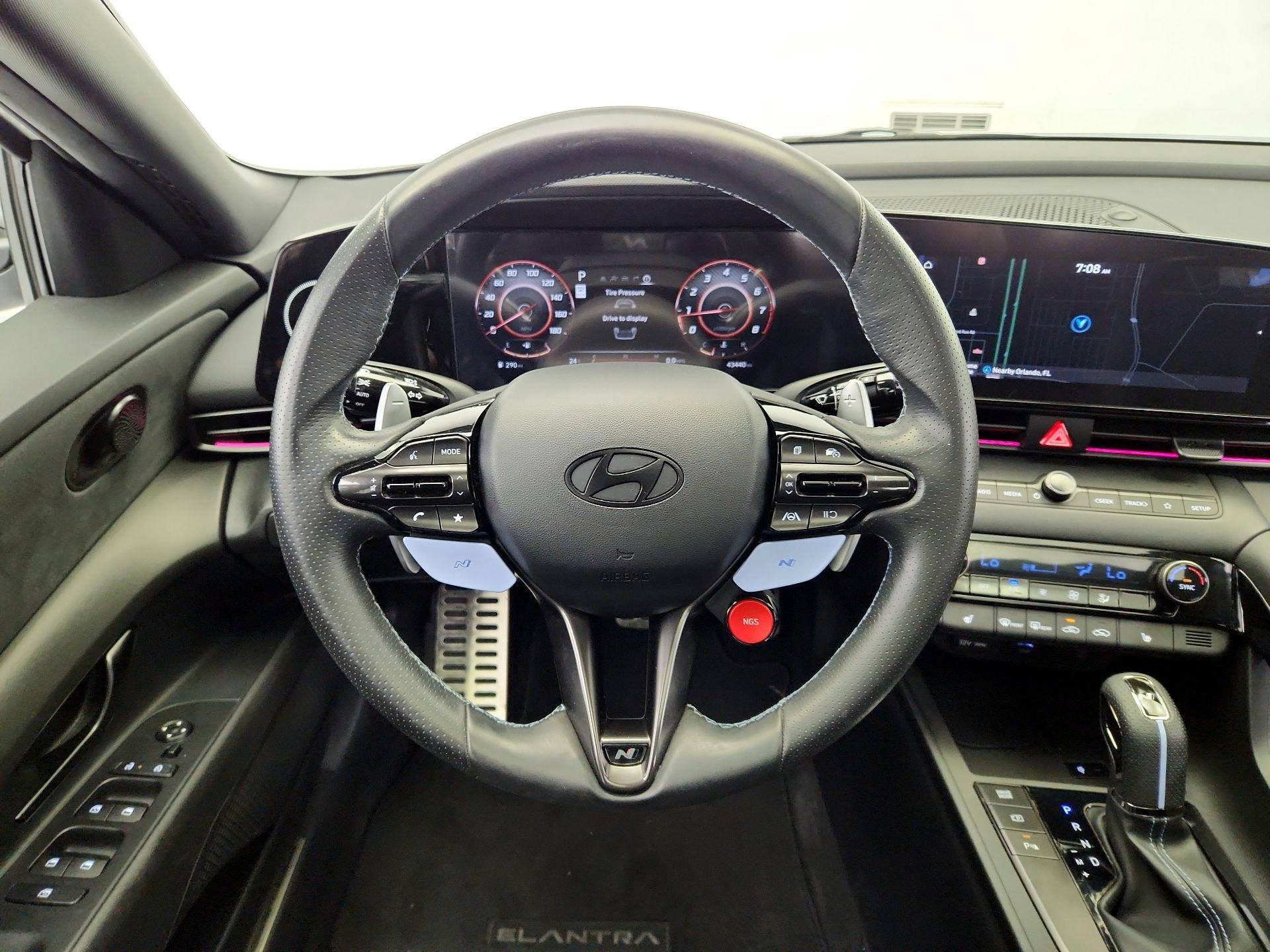 Thumbnail: 2024 Hyundai Elantra - 10