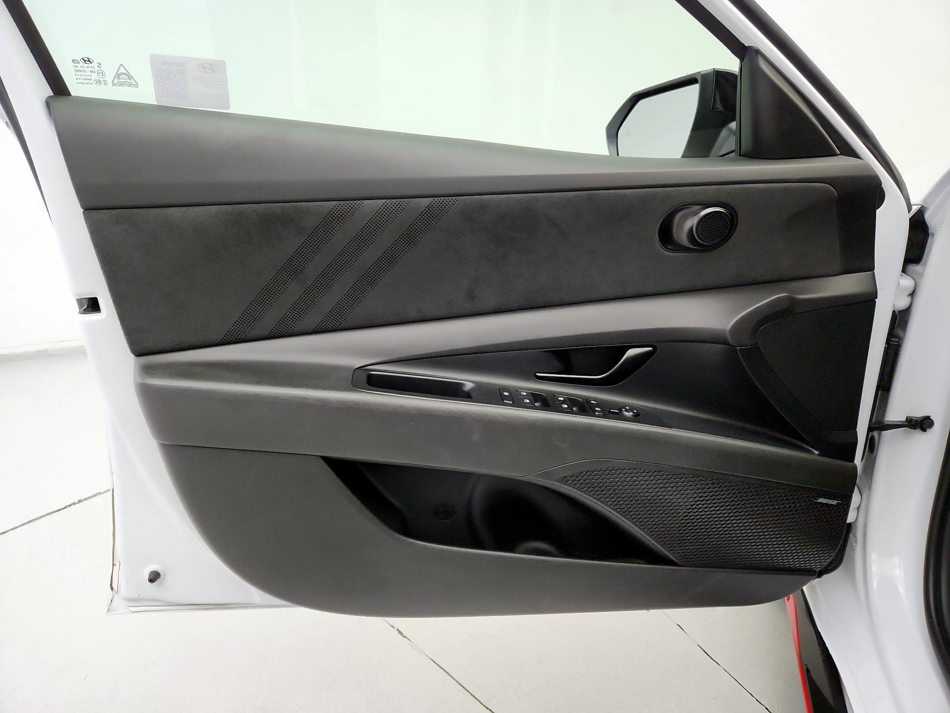 Thumbnail: 2024 Hyundai Elantra - 12