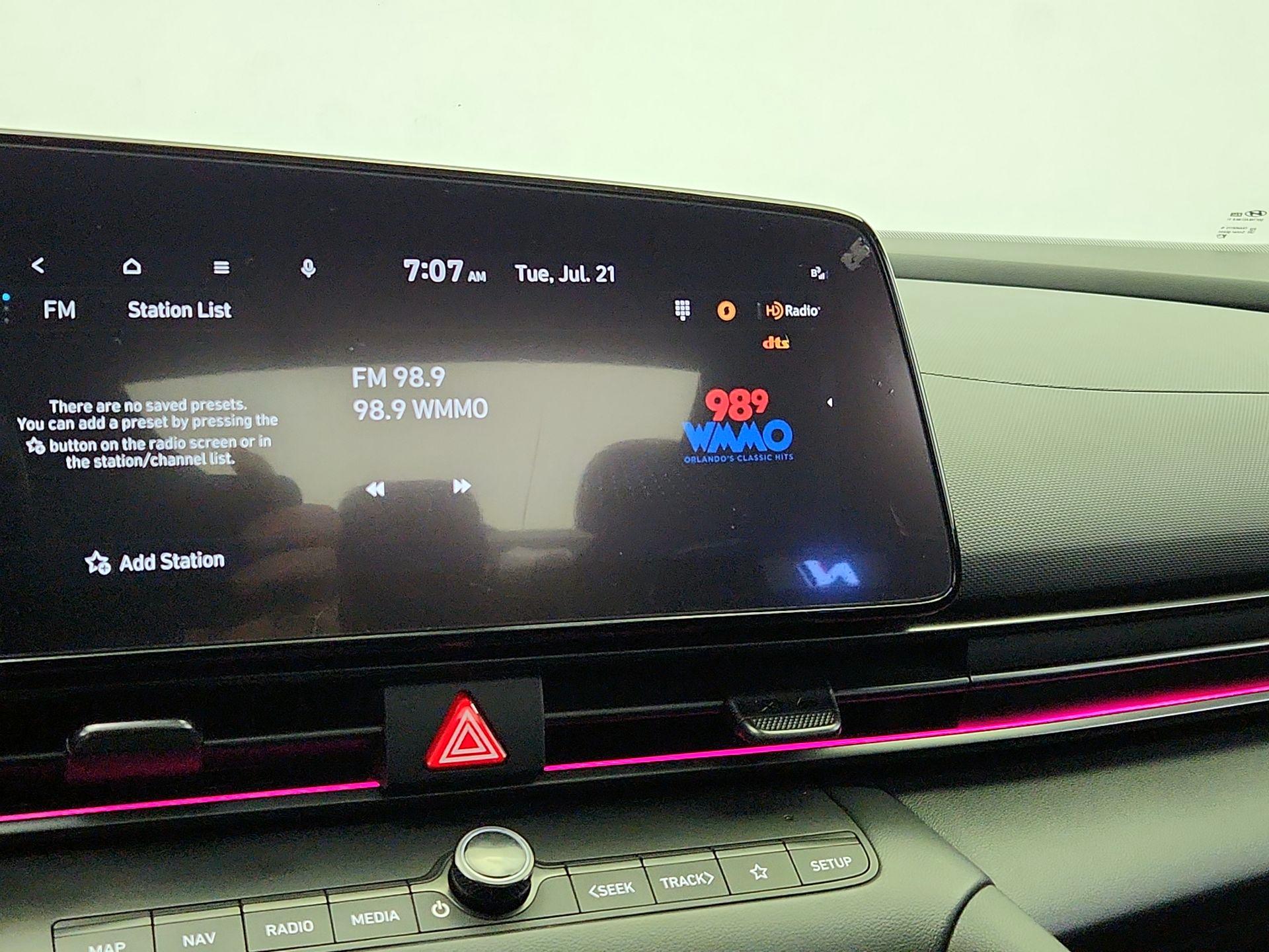 Thumbnail: 2024 Hyundai Elantra - 16