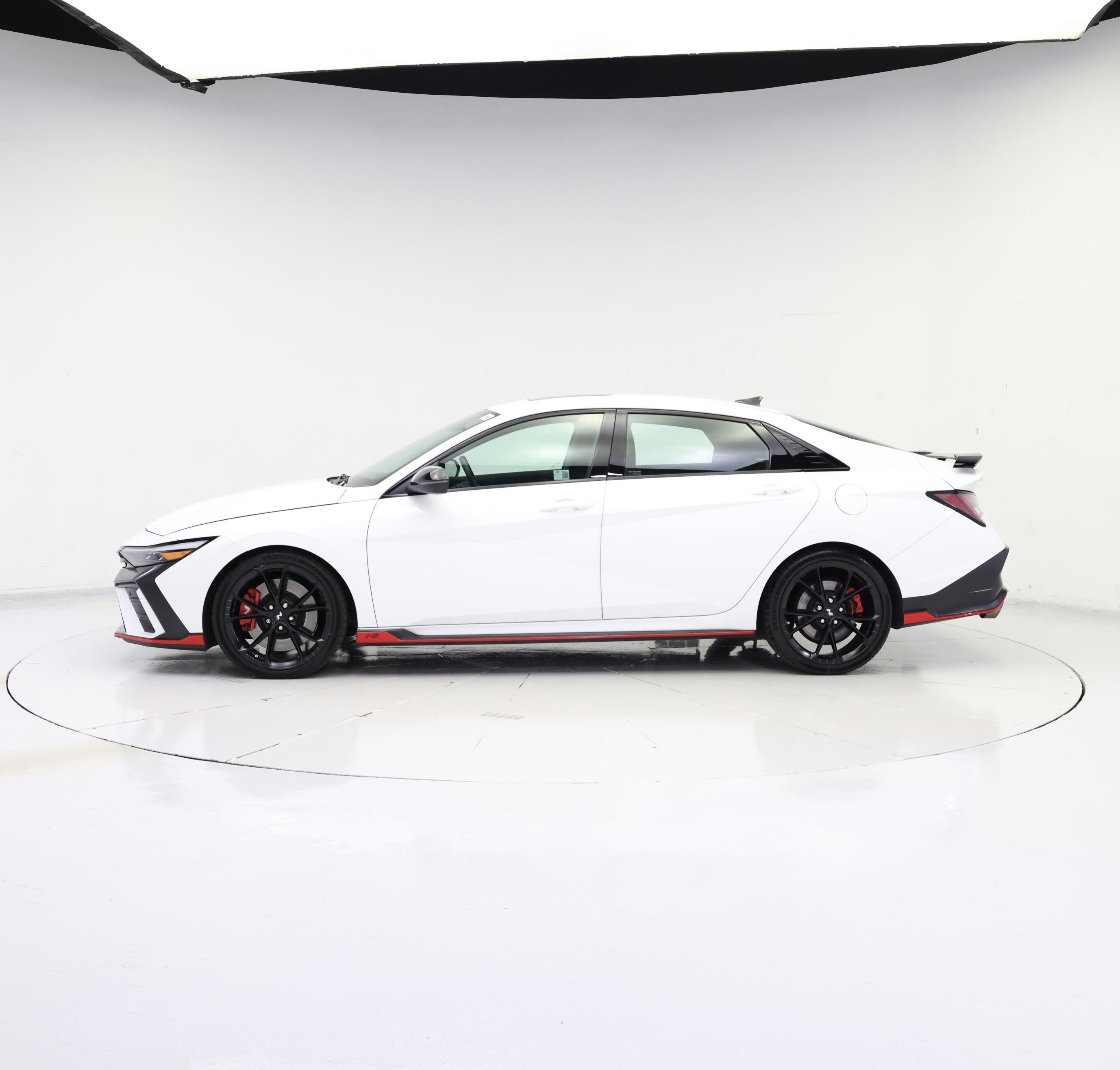 Thumbnail: 2024 Hyundai Elantra - 3