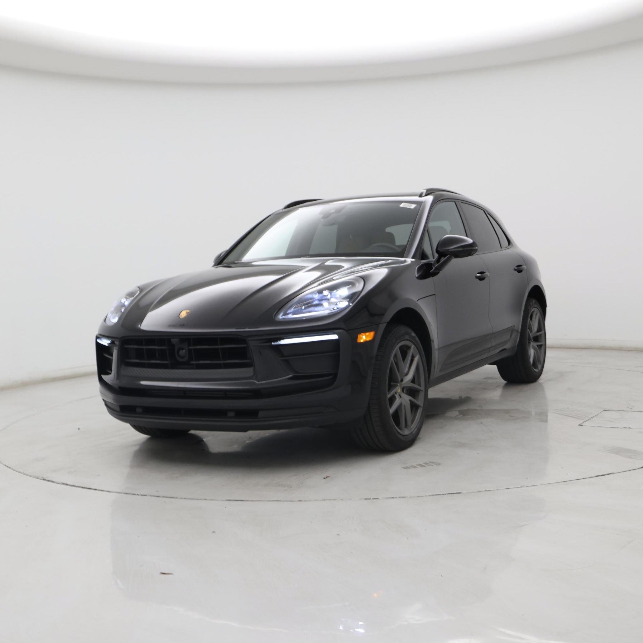 Thumbnail: 2024 Porsche Macan - 4