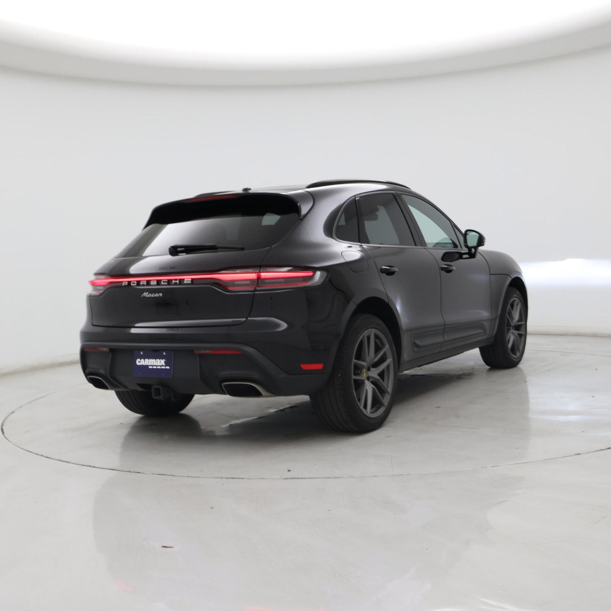 Thumbnail: 2024 Porsche Macan - 8