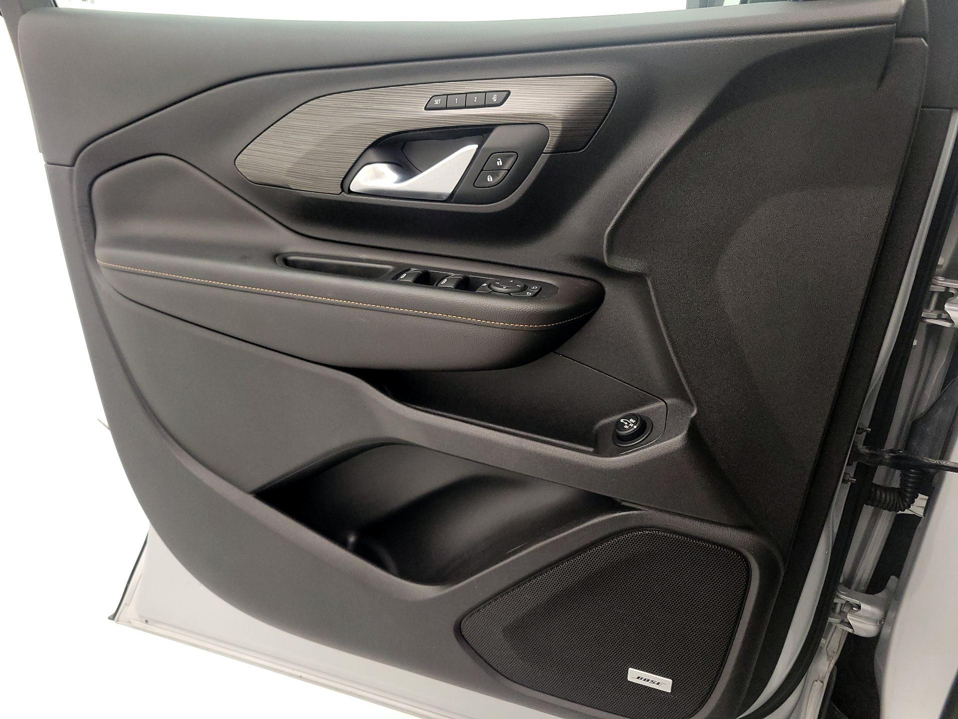 Thumbnail: 2020 GMC Terrain - 12
