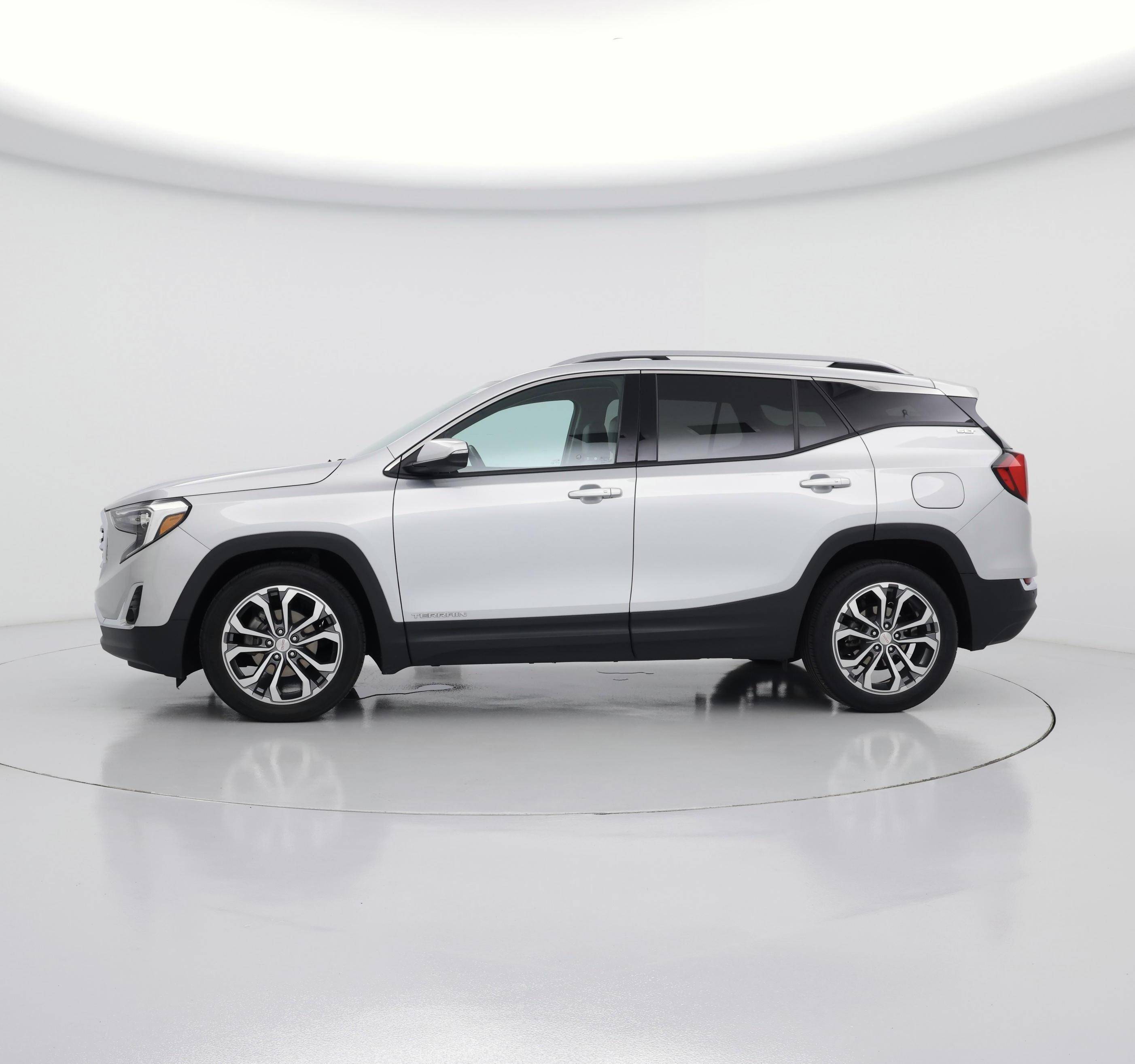 Thumbnail: 2020 GMC Terrain - 3