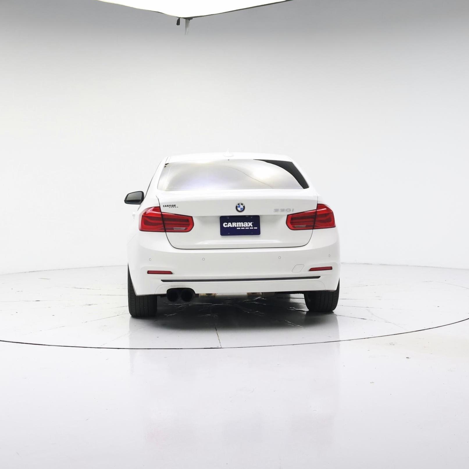 Thumbnail: 2017 BMW 3 Series - 6