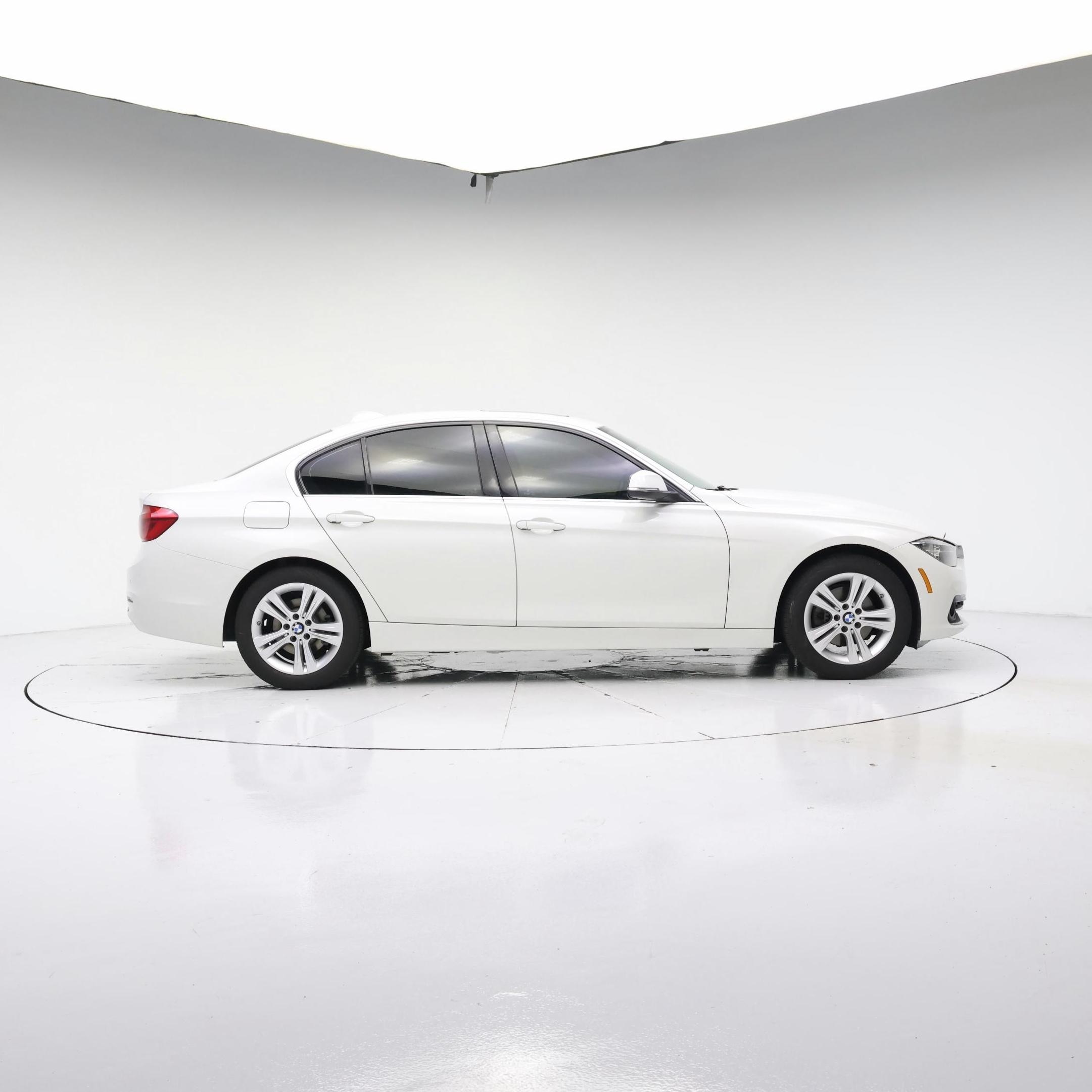 Thumbnail: 2017 BMW 3 Series - 7