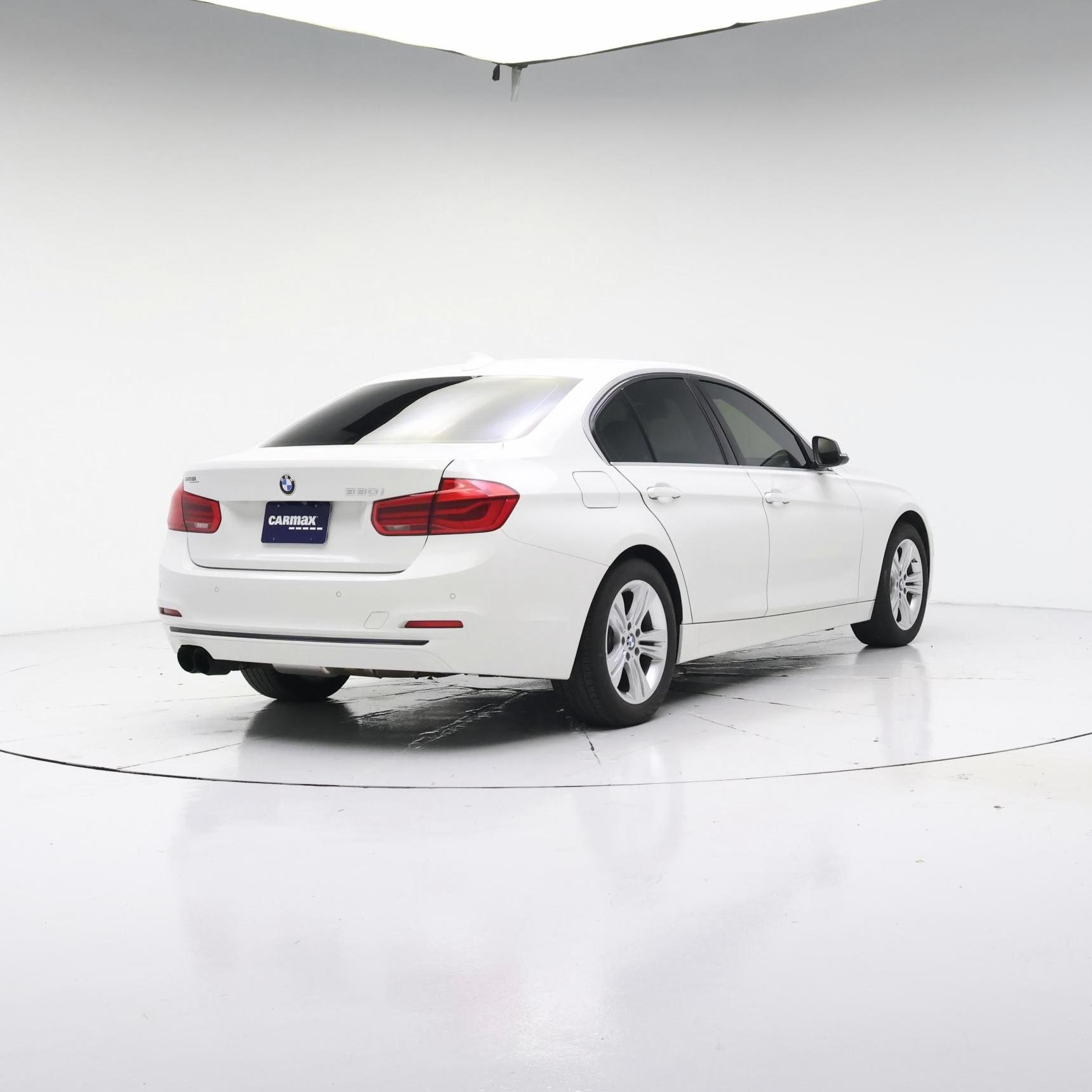 Thumbnail: 2017 BMW 3 Series - 8
