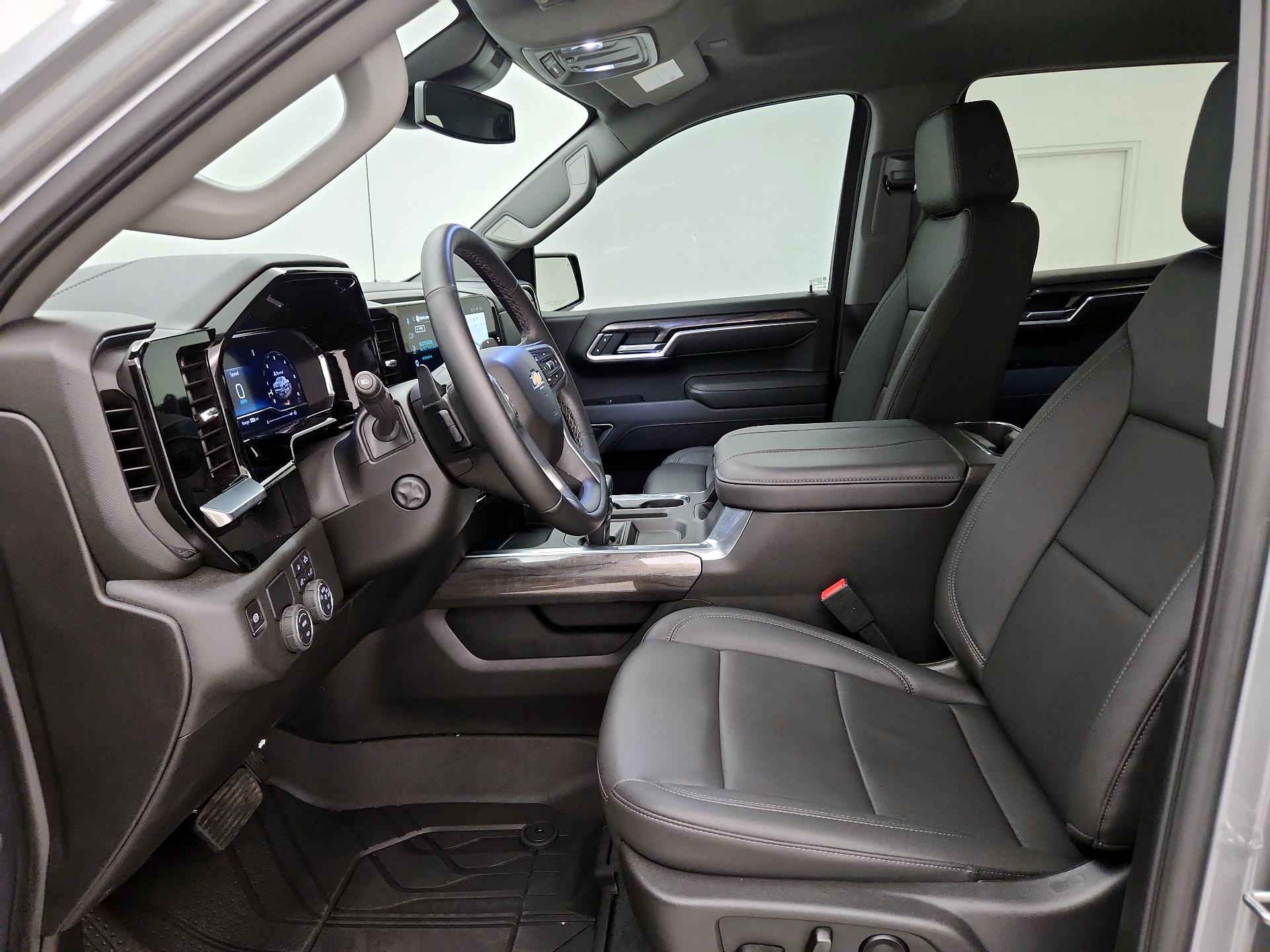 Thumbnail: 2025 Chevrolet Silverado 1500 - 11