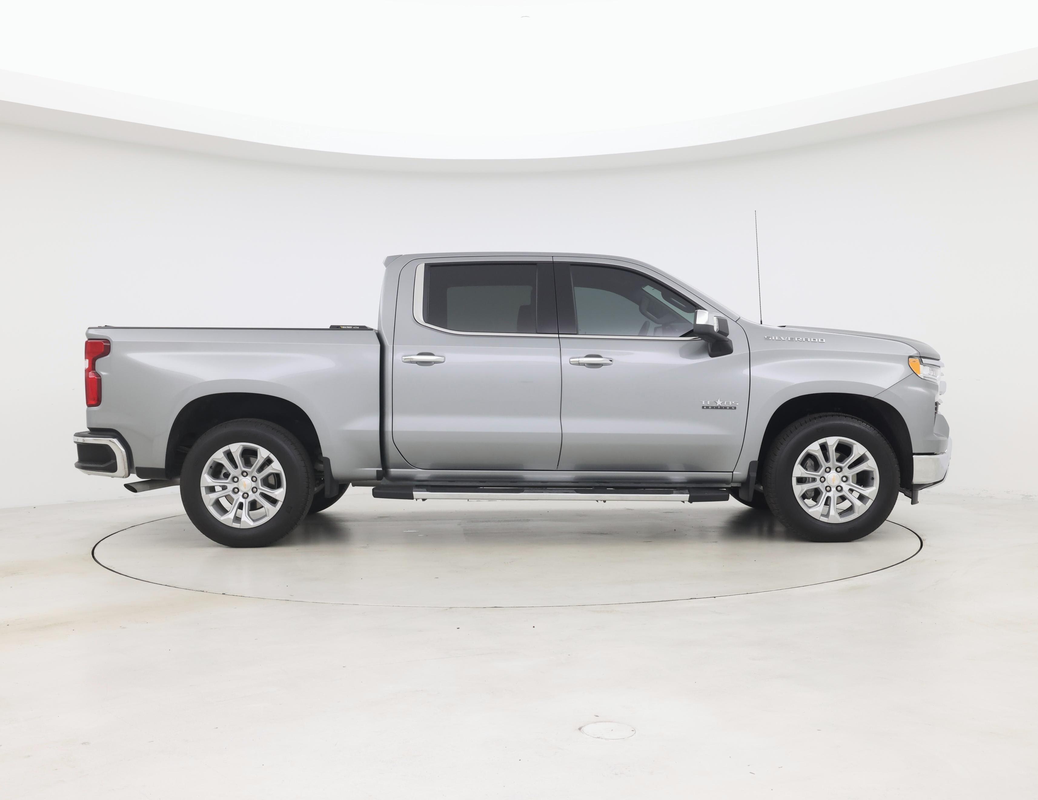 Thumbnail: 2025 Chevrolet Silverado 1500 - 7