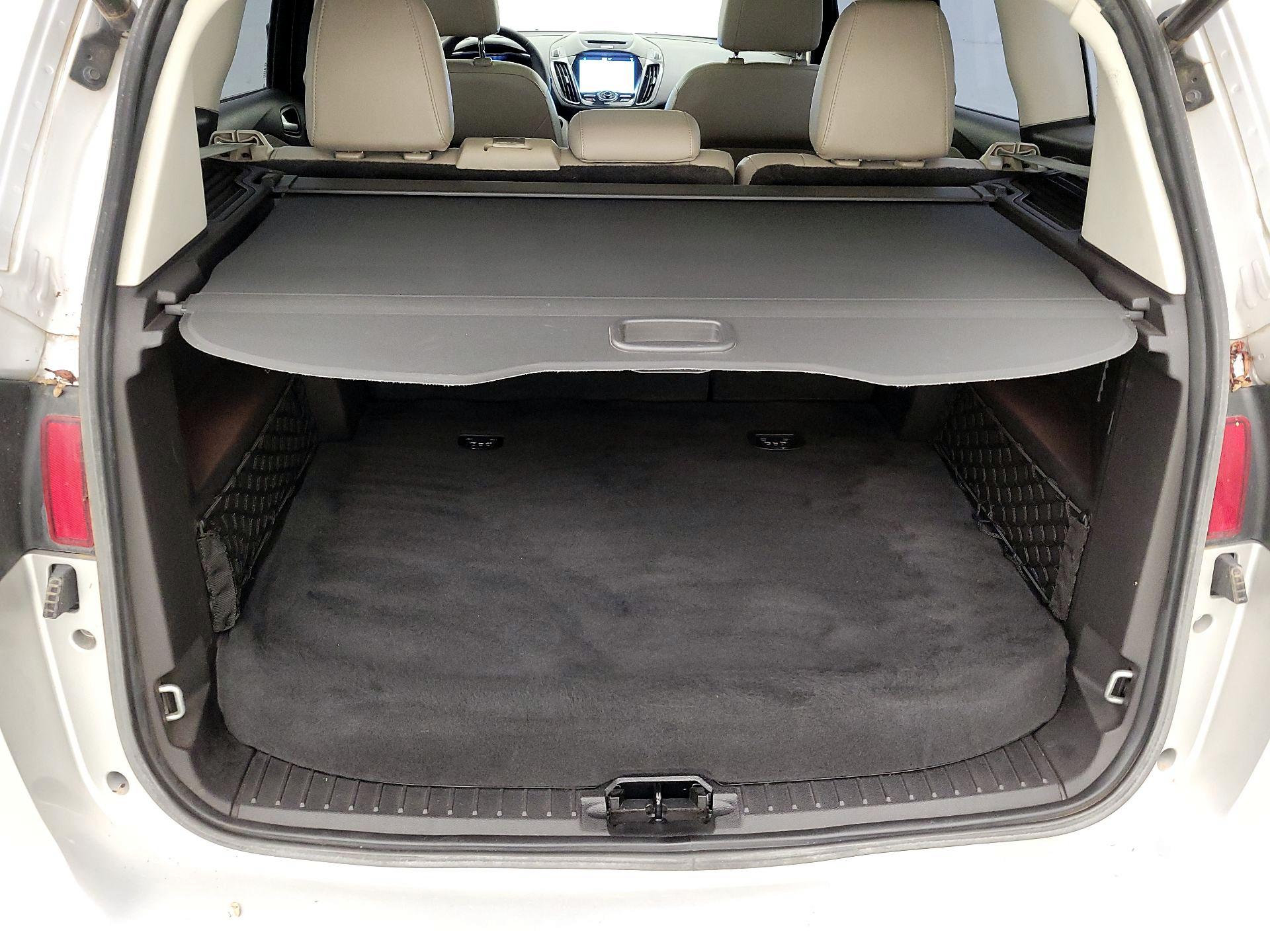 Thumbnail: 2016 Ford C-Max - 16