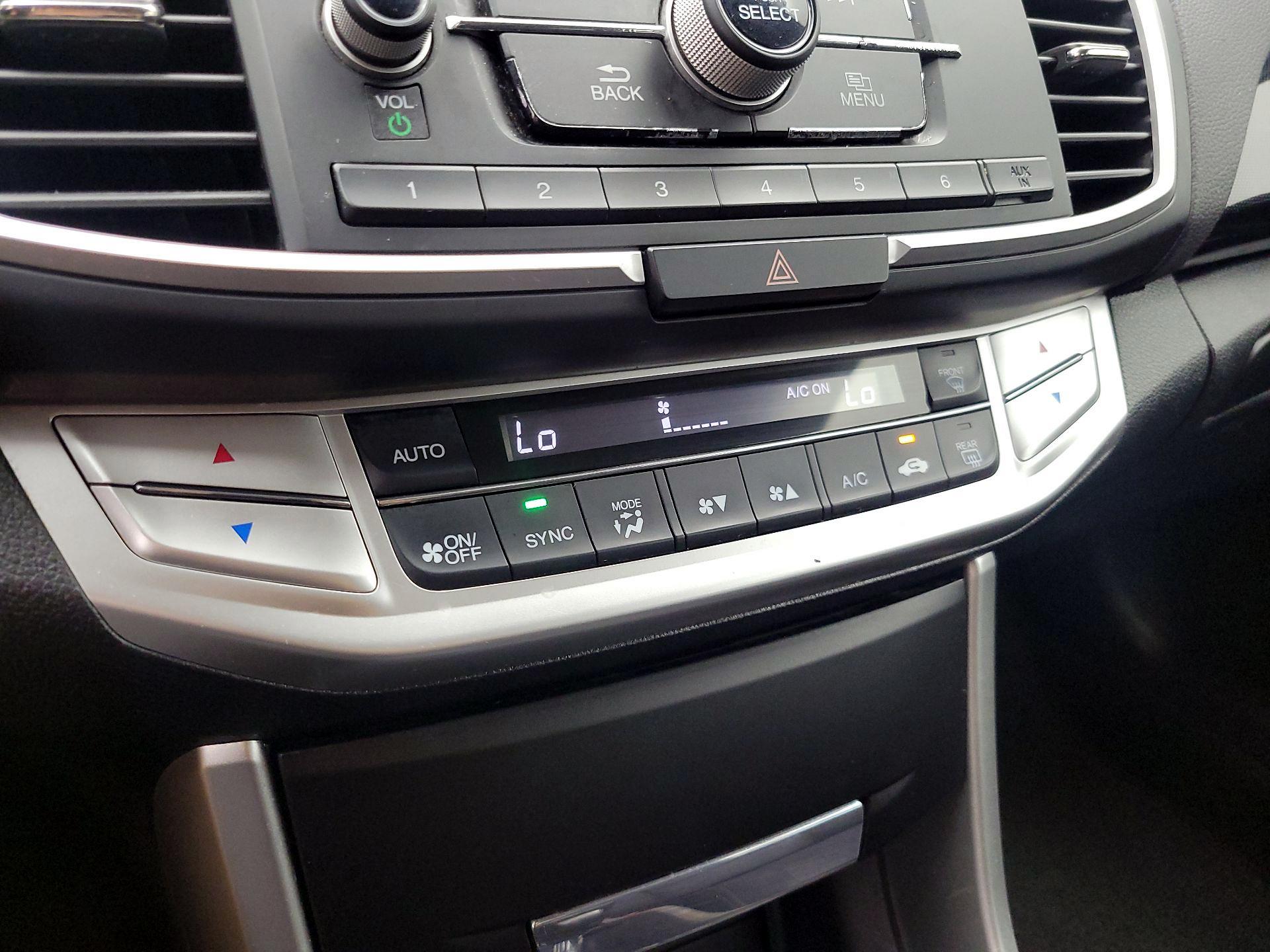 Thumbnail: 2014 Honda Accord - 16