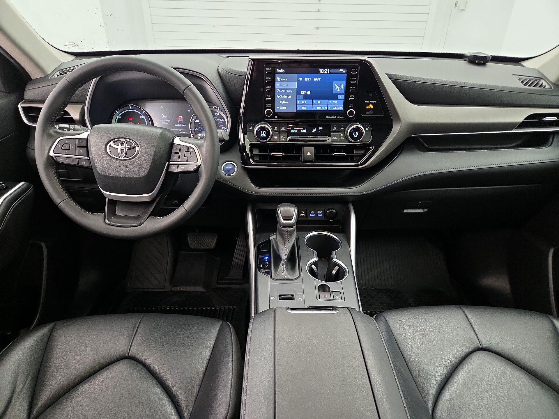 Thumbnail: 2022 Toyota Highlander - 9