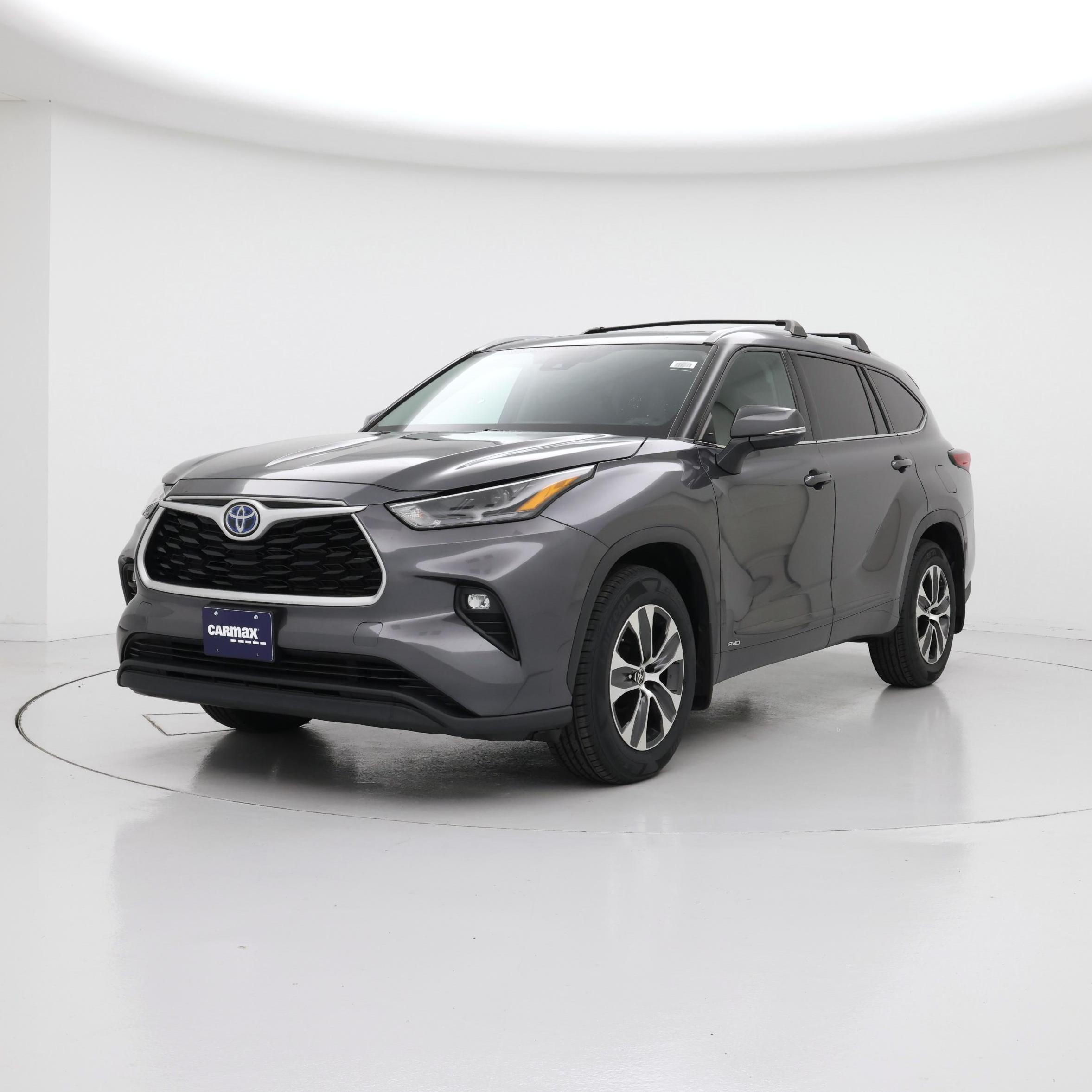 Thumbnail: 2022 Toyota Highlander - 4