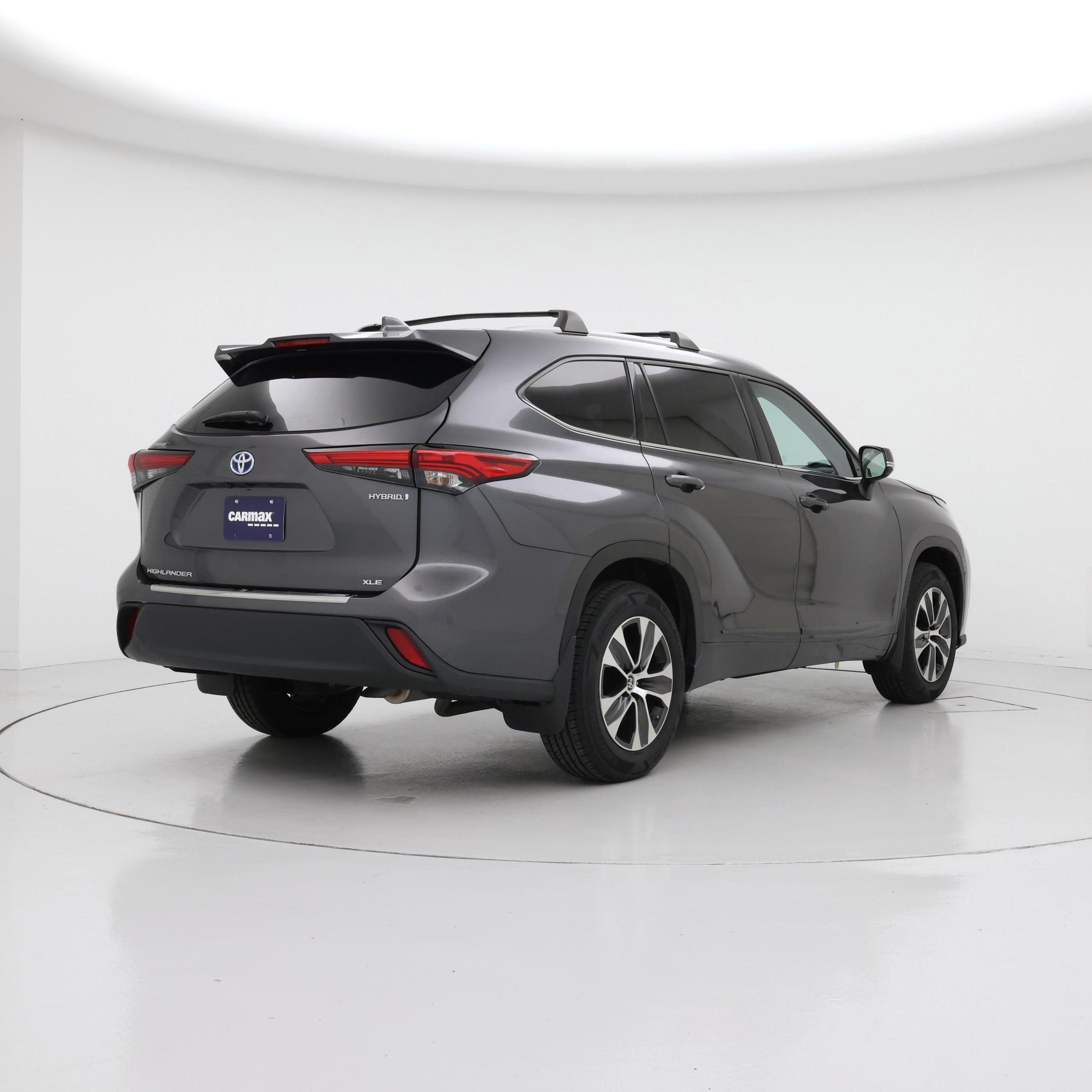Thumbnail: 2022 Toyota Highlander - 8