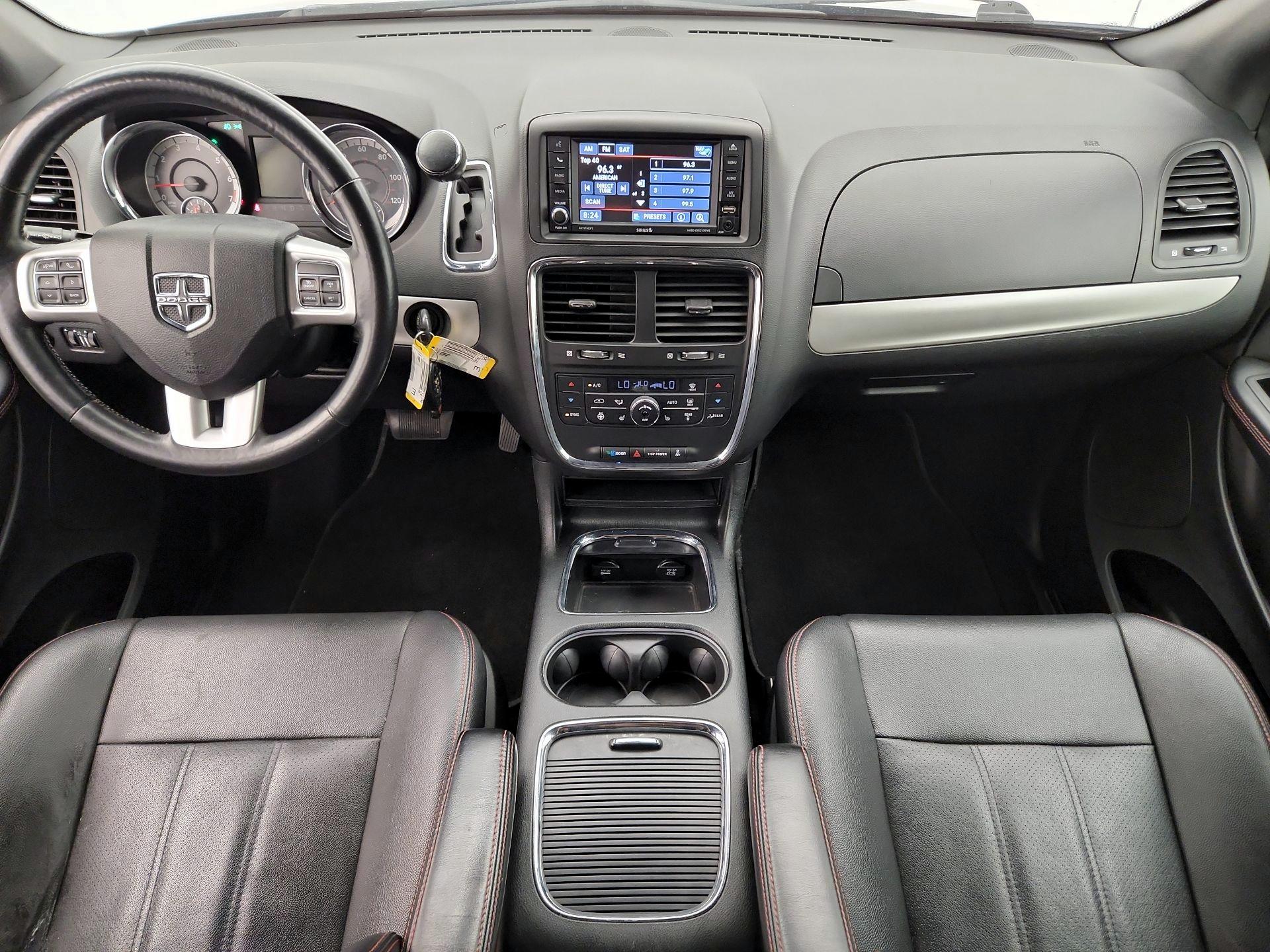 Thumbnail: 2019 Dodge Grand Caravan - 9