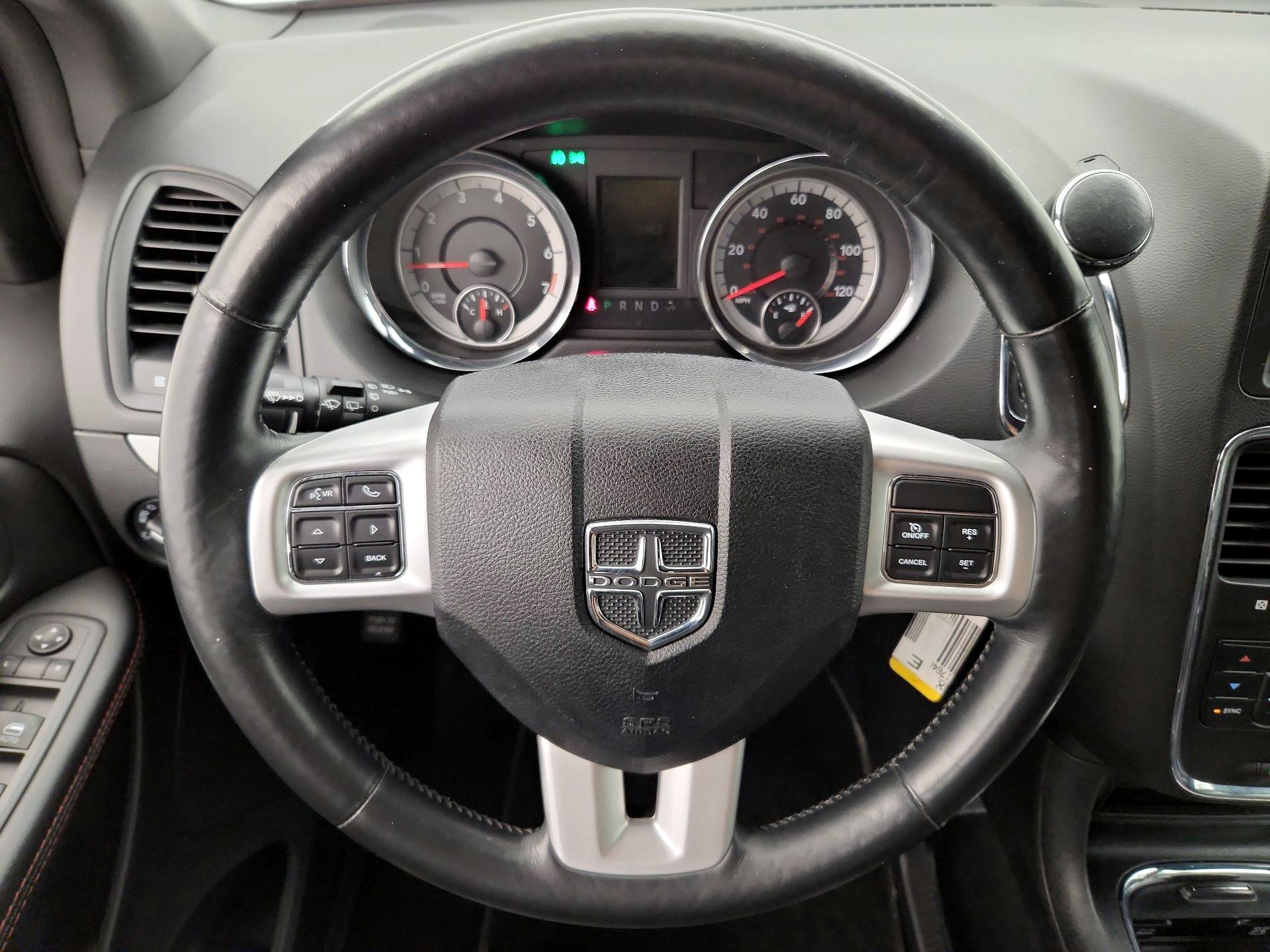 Thumbnail: 2019 Dodge Grand Caravan - 10