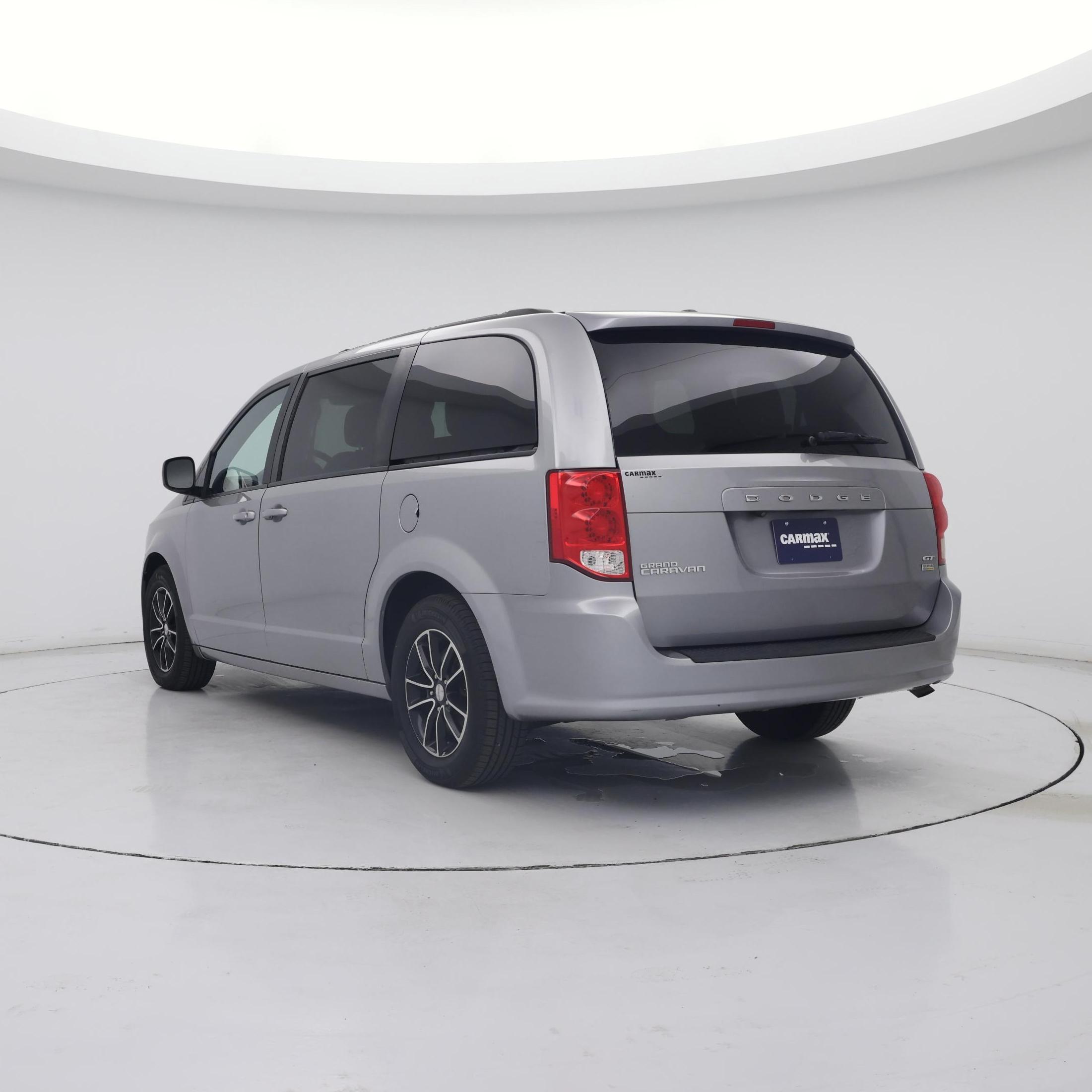 Thumbnail: 2019 Dodge Grand Caravan - 2