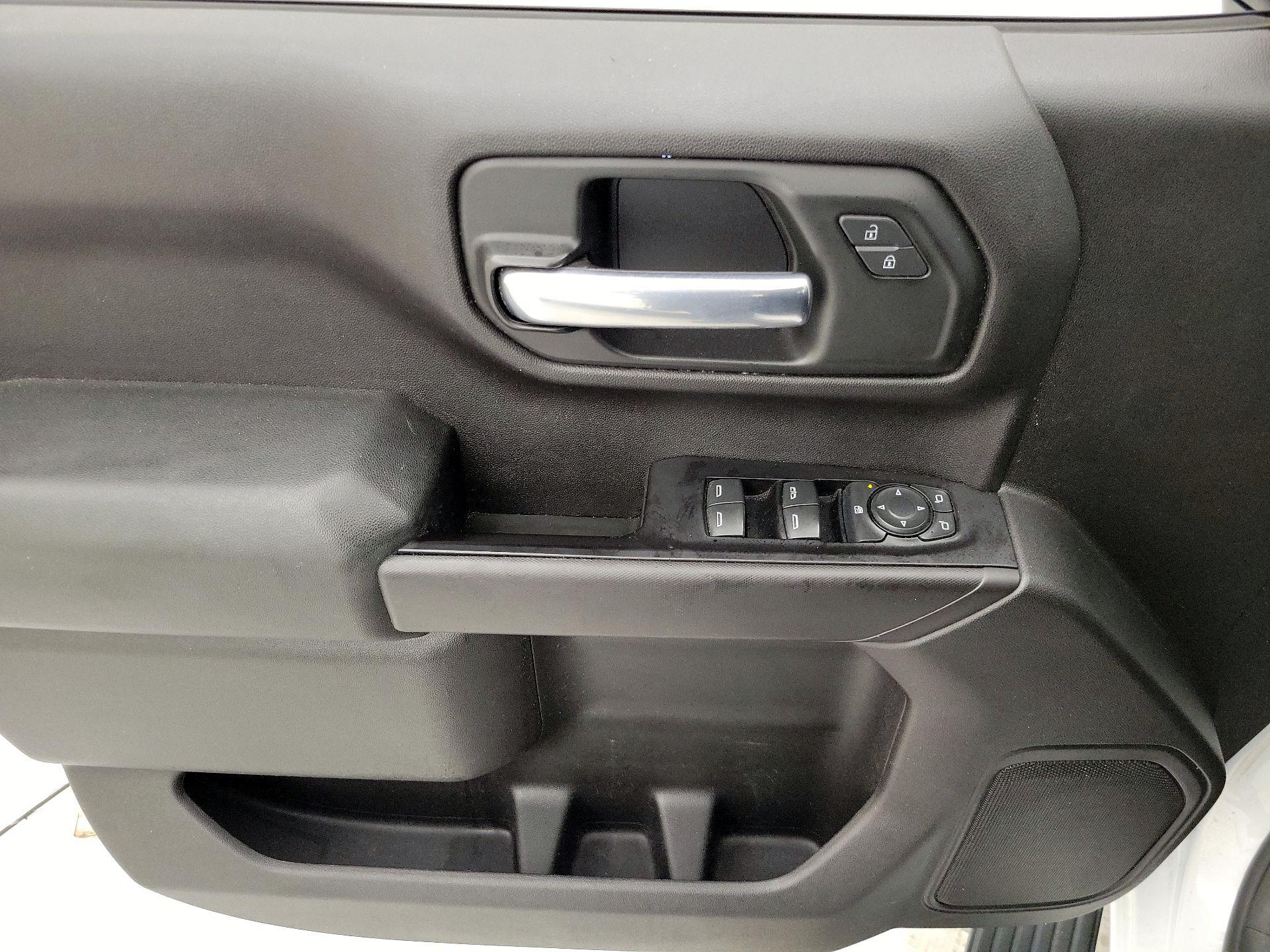 Thumbnail: 2020 Chevrolet Silverado 1500 - 12