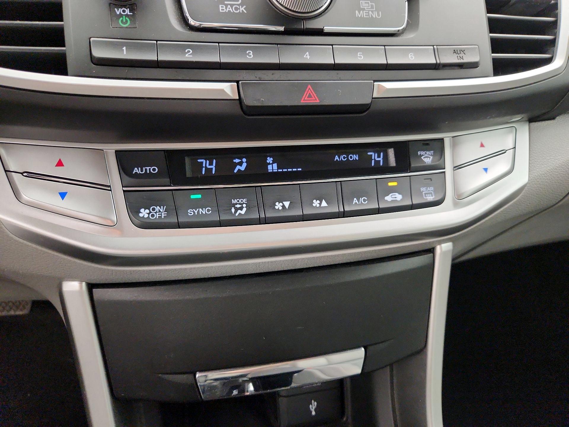 Thumbnail: 2014 Honda Accord - 16