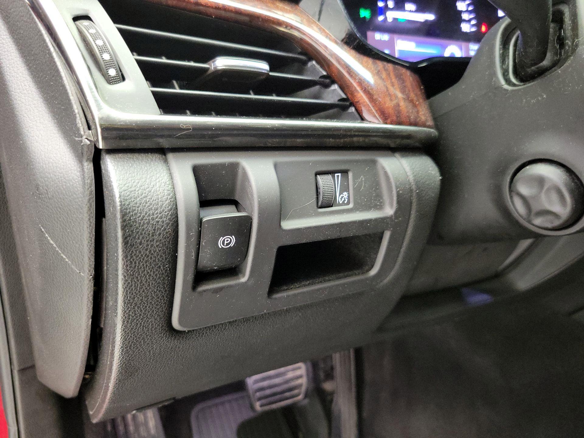 Thumbnail: 2014 Cadillac CTS - 13