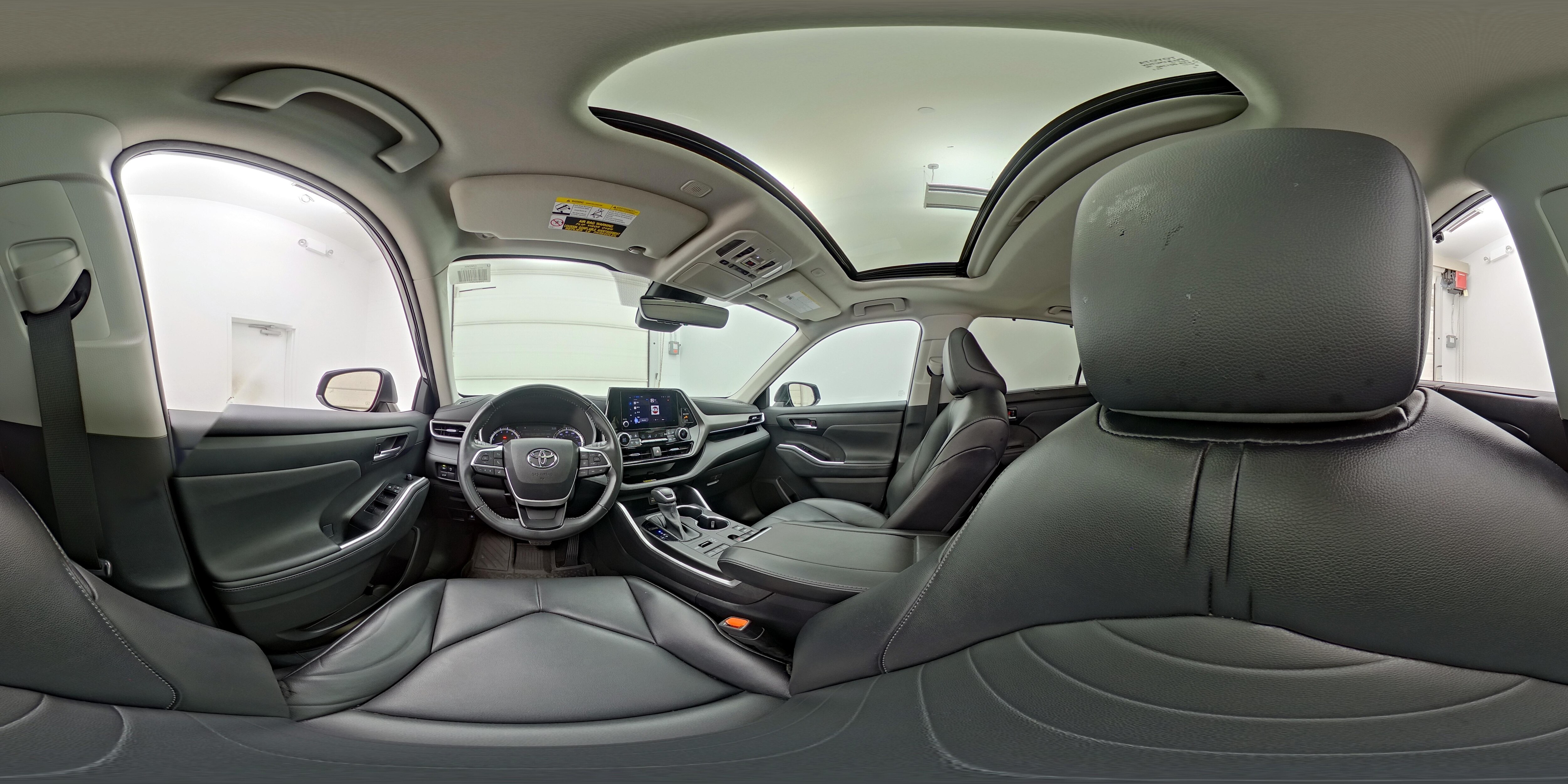 2023 Toyota Highlander XLE - Photo 29