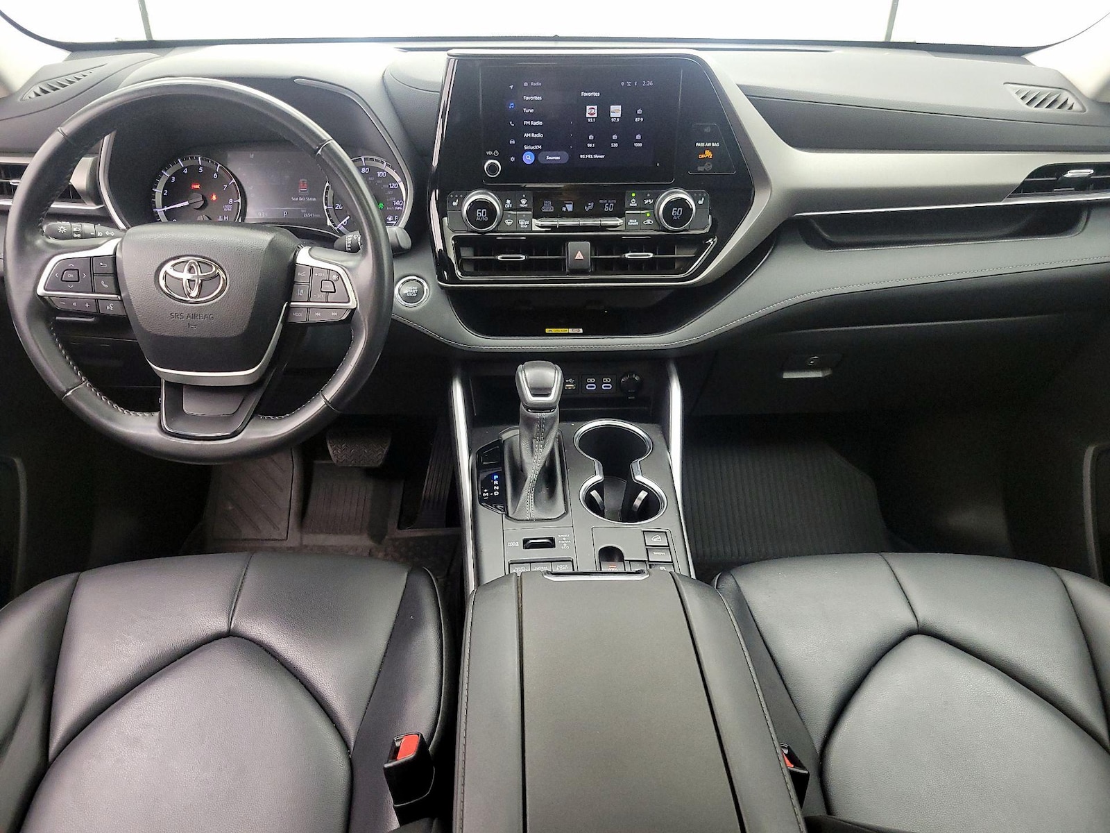 2023 Toyota Highlander XLE - Photo 10