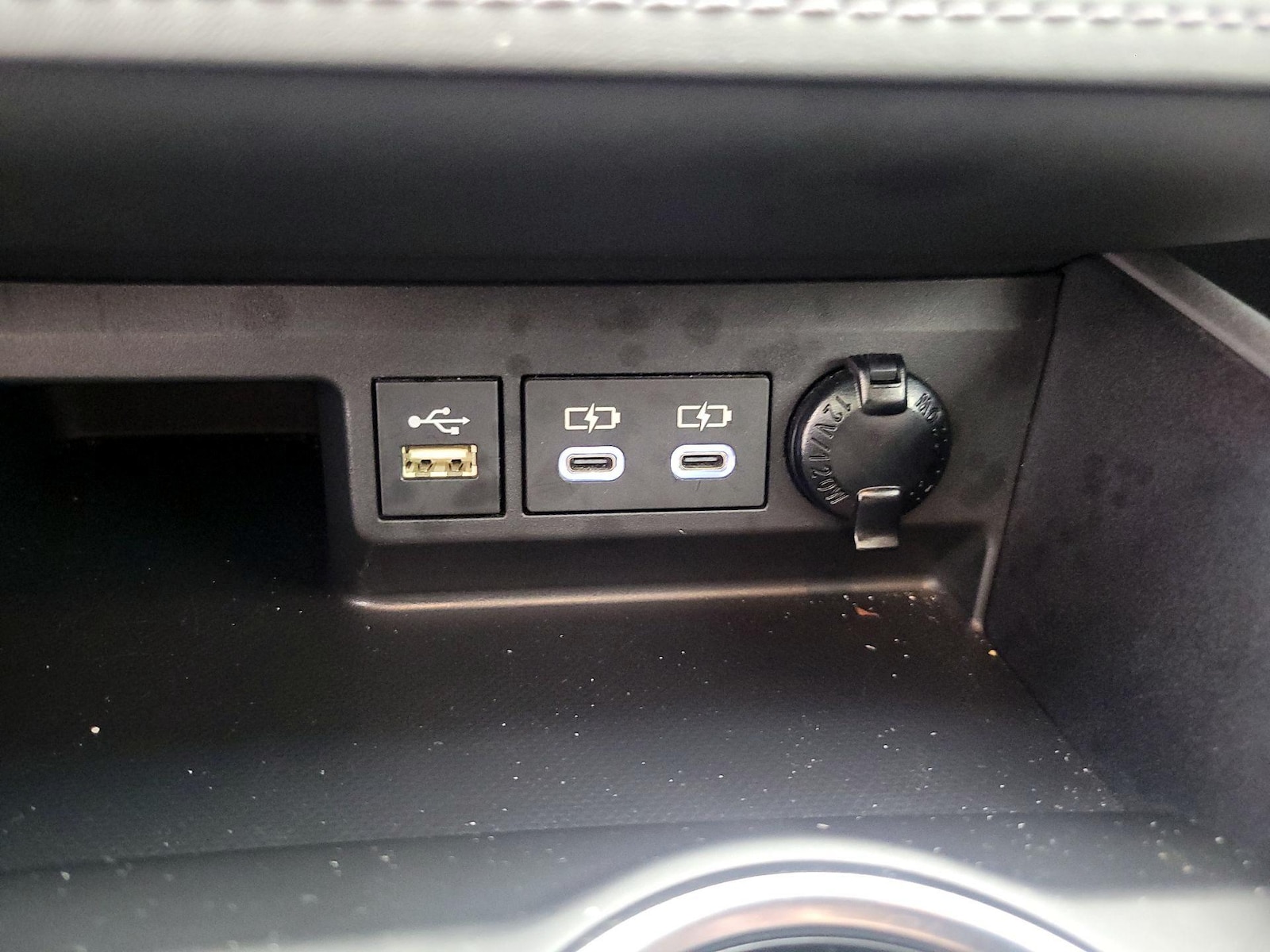 2023 Toyota Highlander XLE - Photo 19