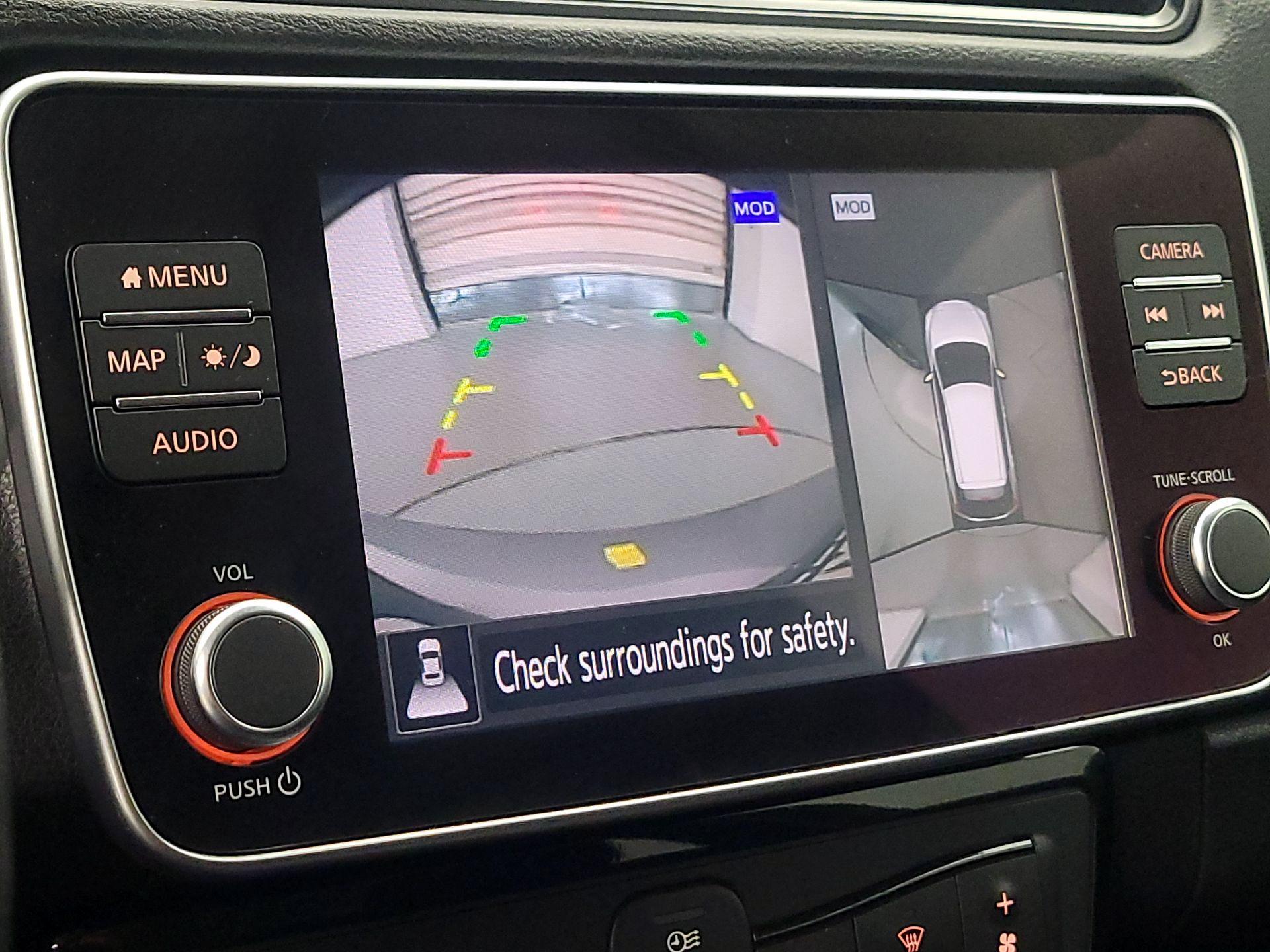 Thumbnail: 2021 Nissan Leaf - 15