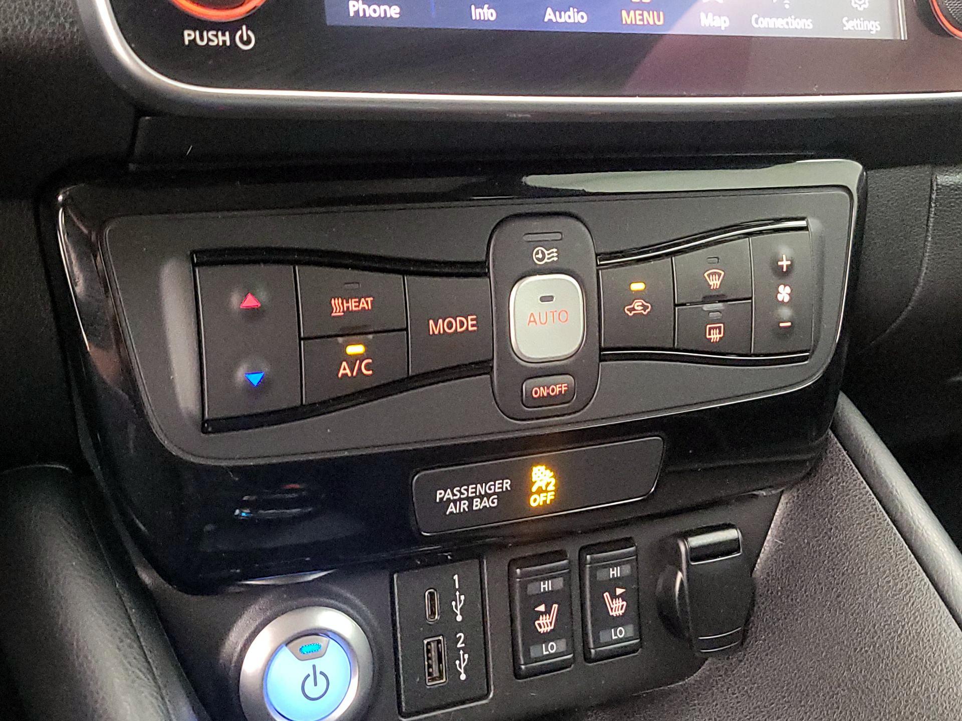Thumbnail: 2021 Nissan Leaf - 17