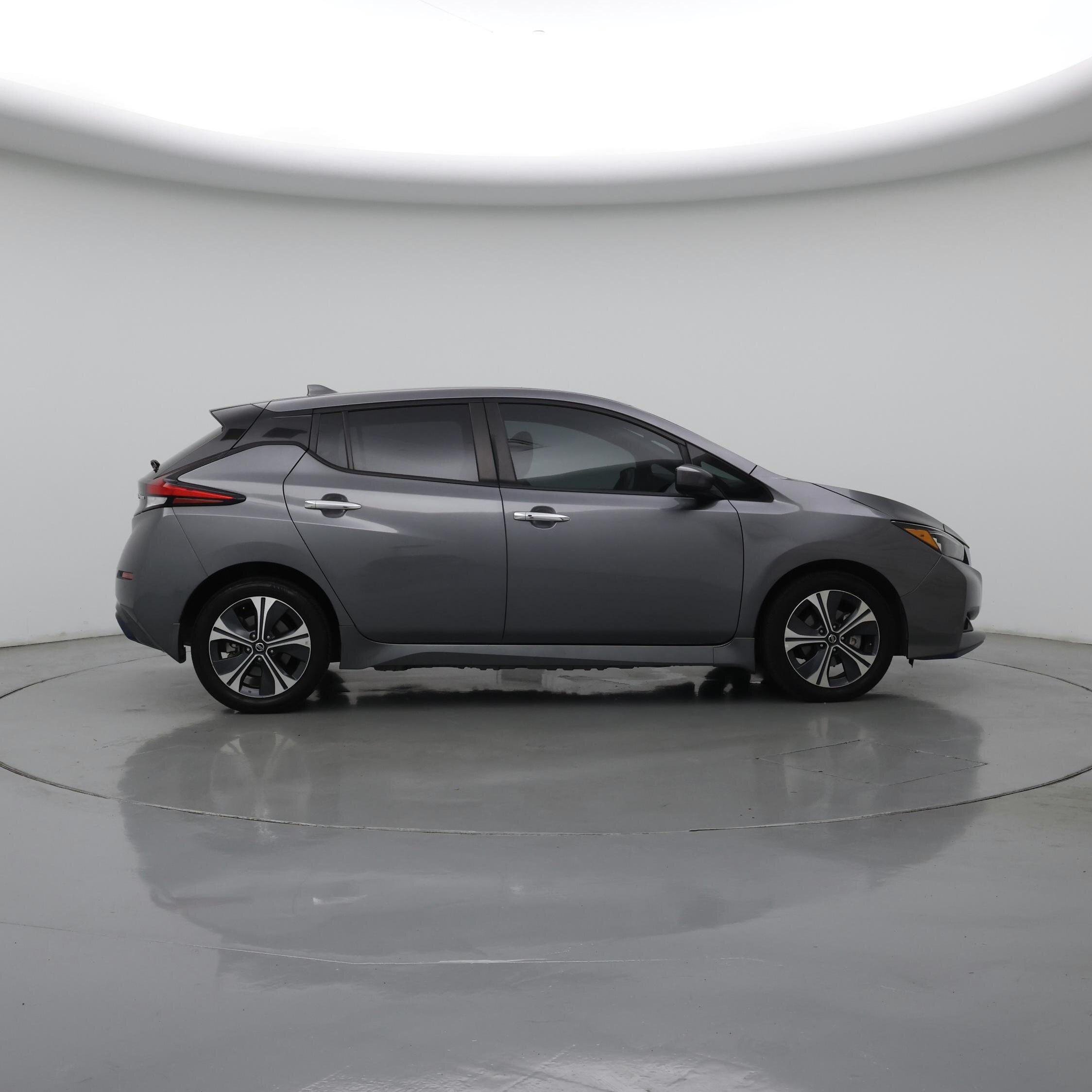 Thumbnail: 2021 Nissan Leaf - 7
