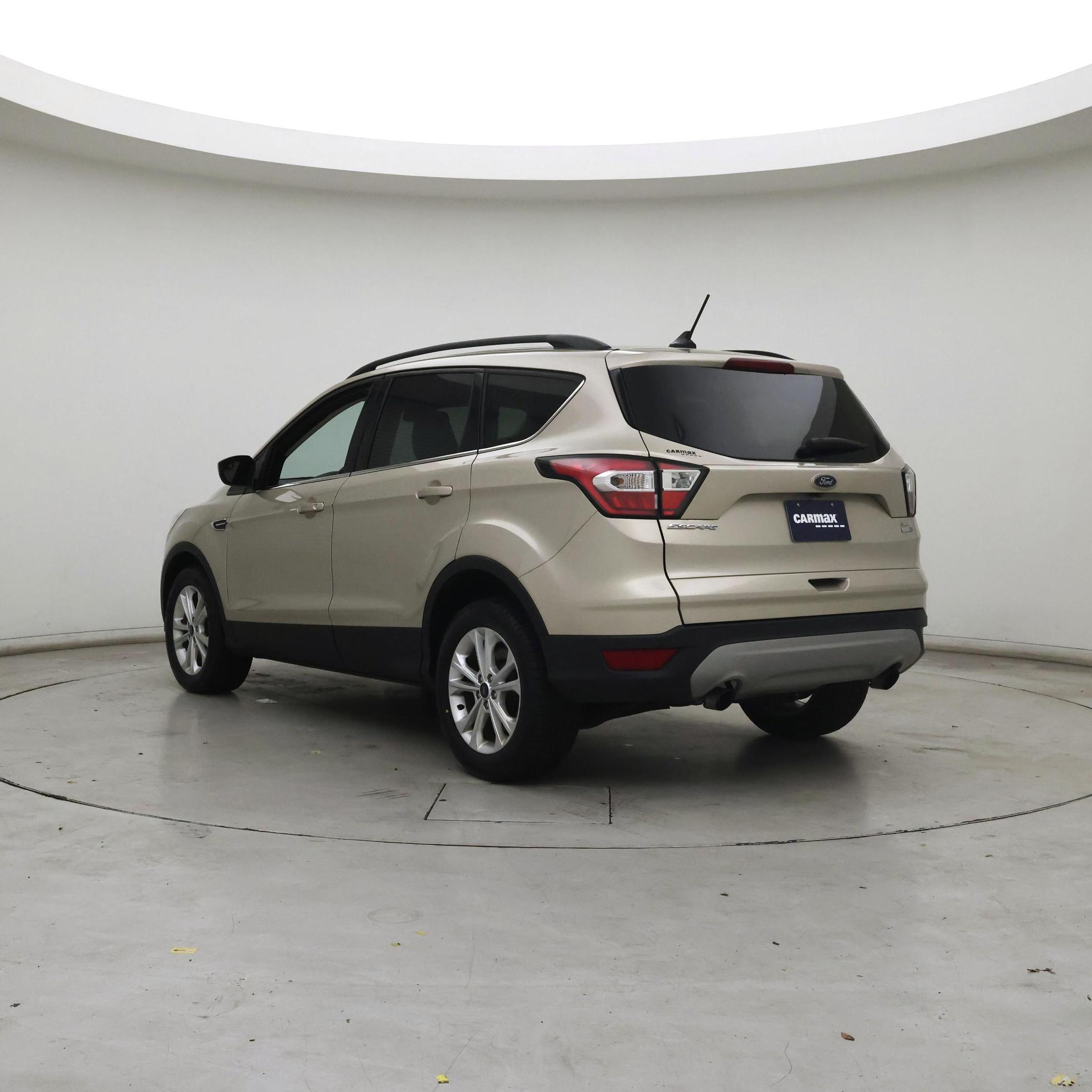Thumbnail: 2018 Ford Escape - 2