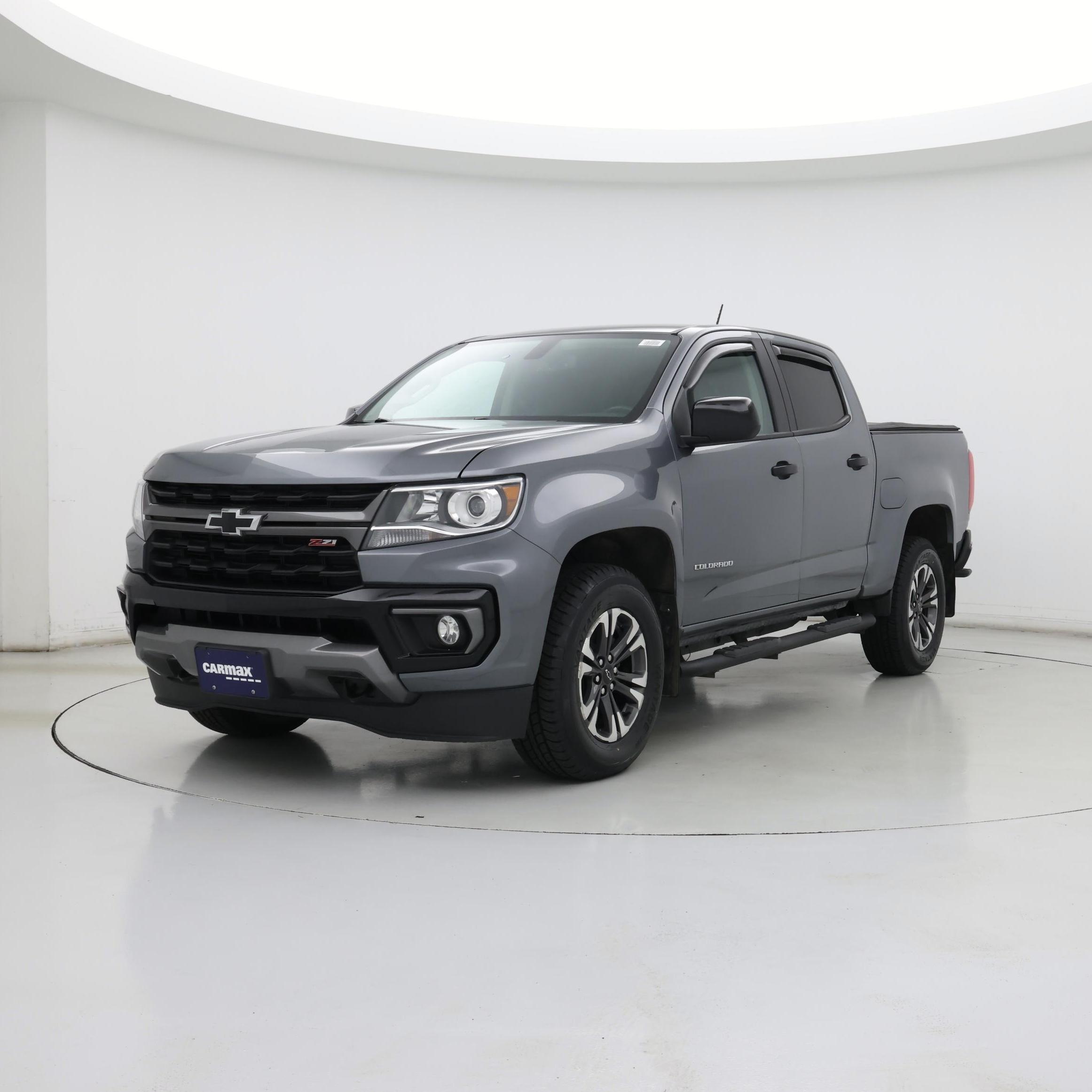 Thumbnail: 2022 Chevrolet Colorado - 4
