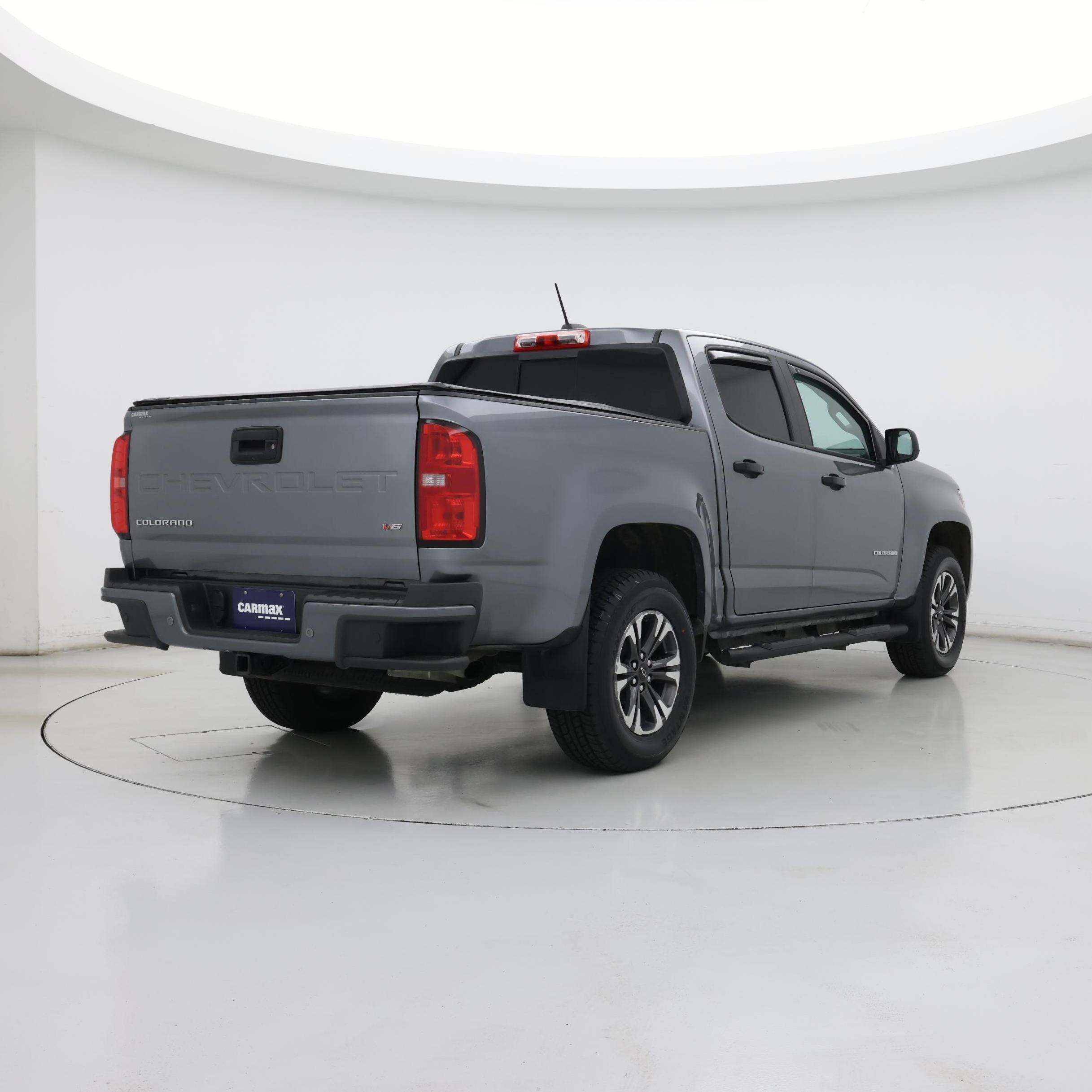 Thumbnail: 2022 Chevrolet Colorado - 8