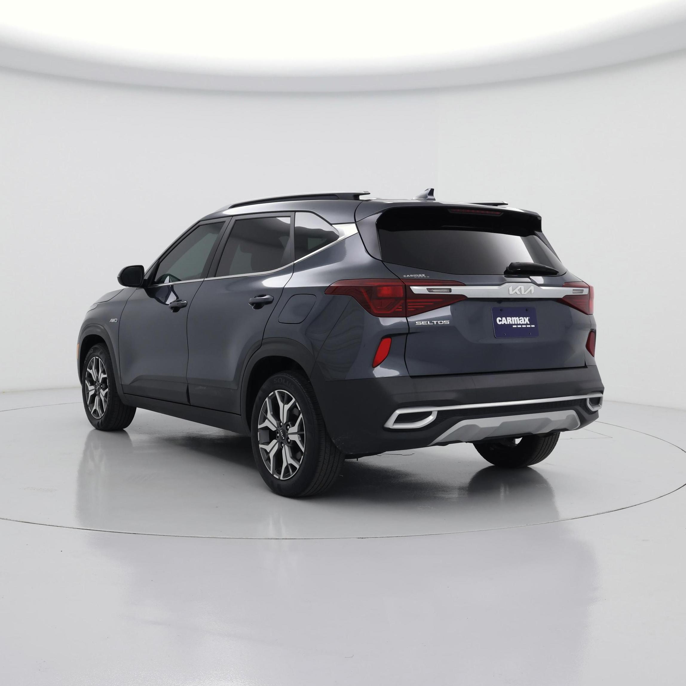 Thumbnail: 2023 Kia Seltos - 2