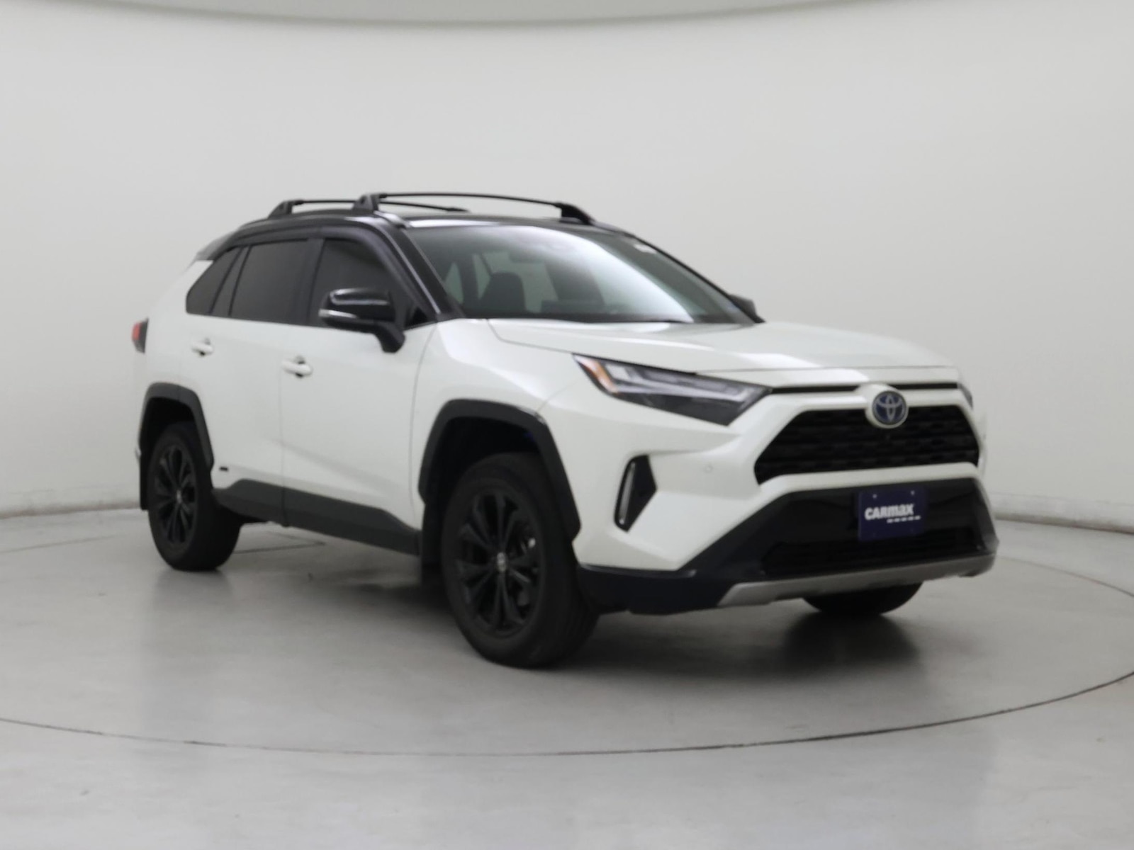 2022 Toyota RAV4 XSE - Photo 2