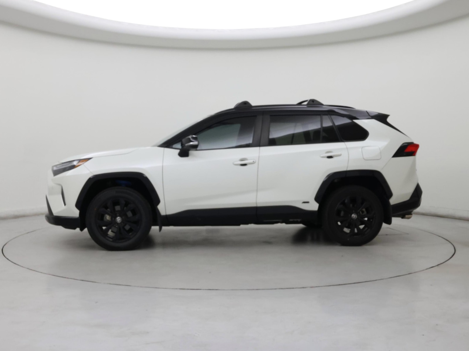 2022 Toyota RAV4 XSE - Photo 4