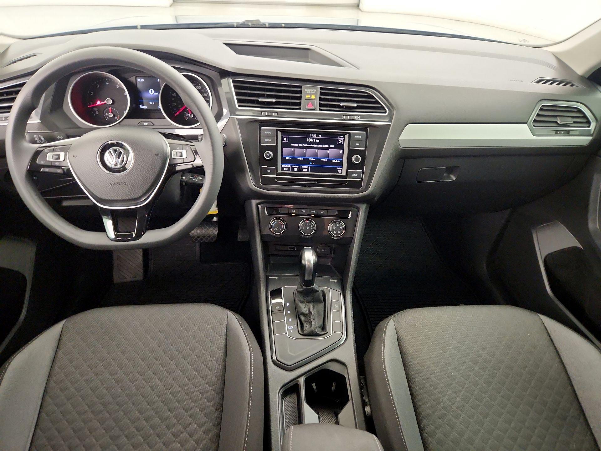 Thumbnail: 2019 Volkswagen Tiguan - 9