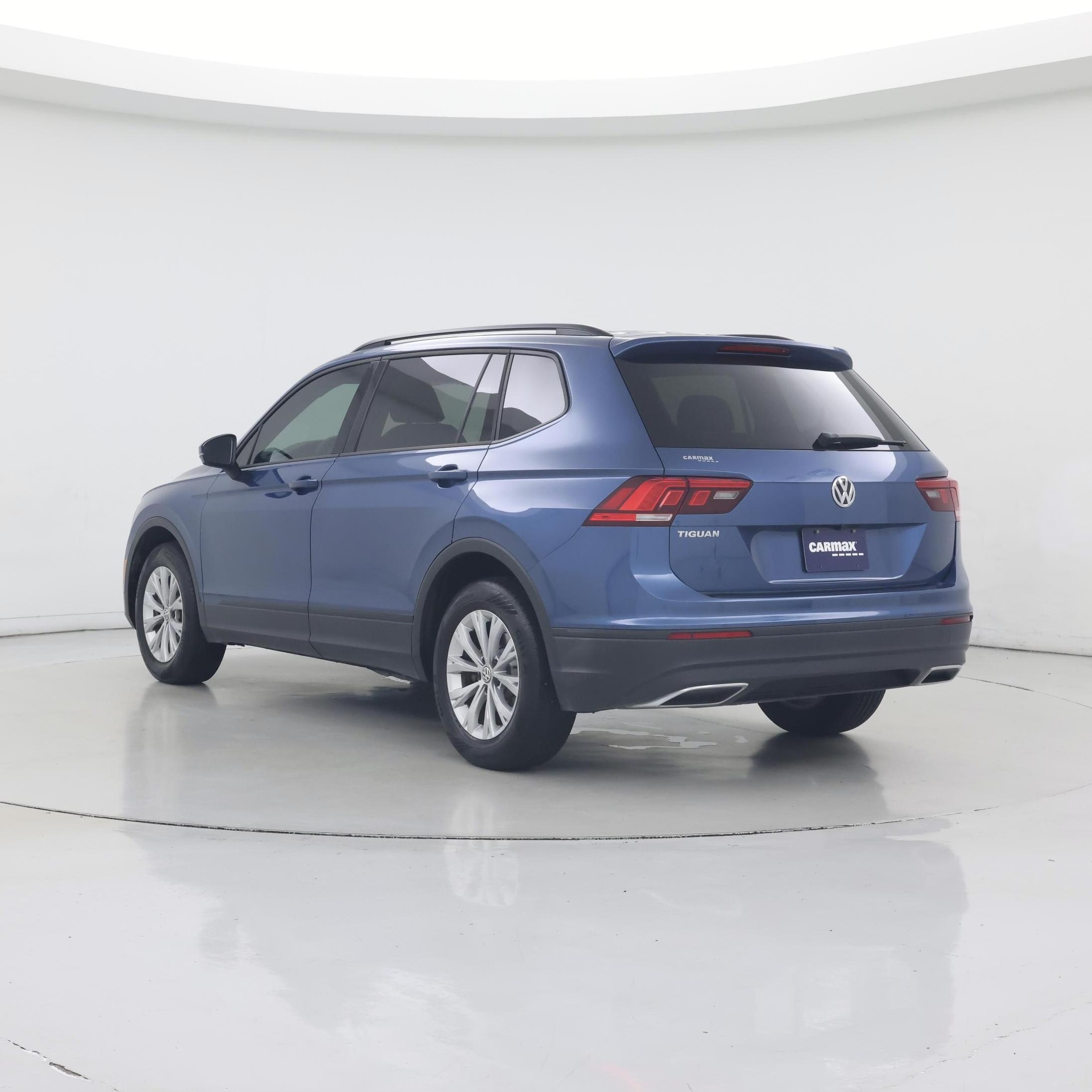 Thumbnail: 2019 Volkswagen Tiguan - 2