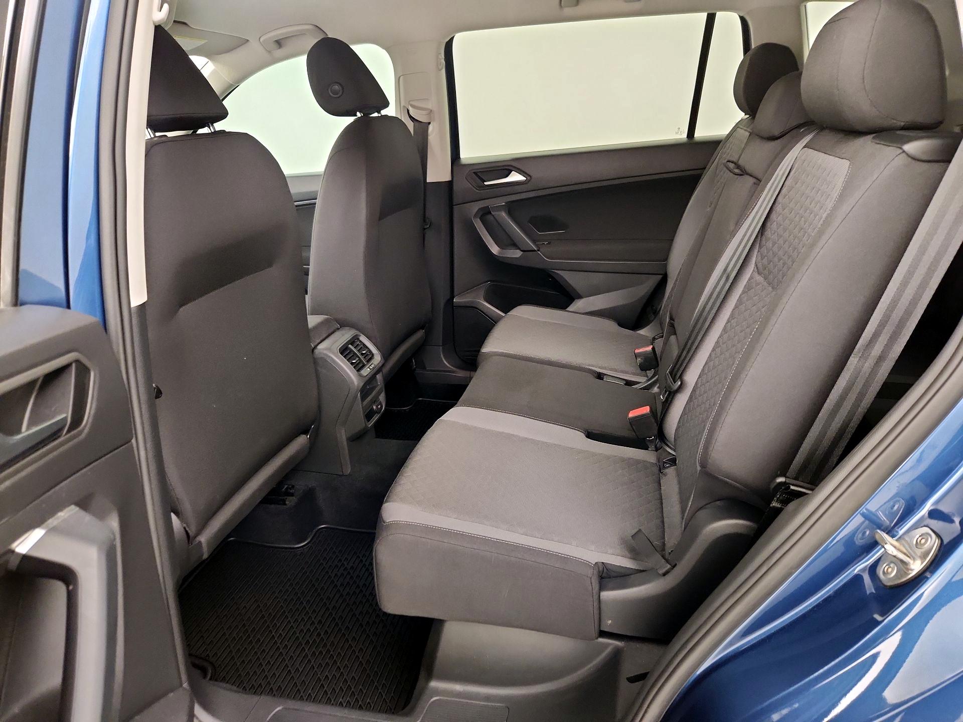 Thumbnail: 2019 Volkswagen Tiguan - 19