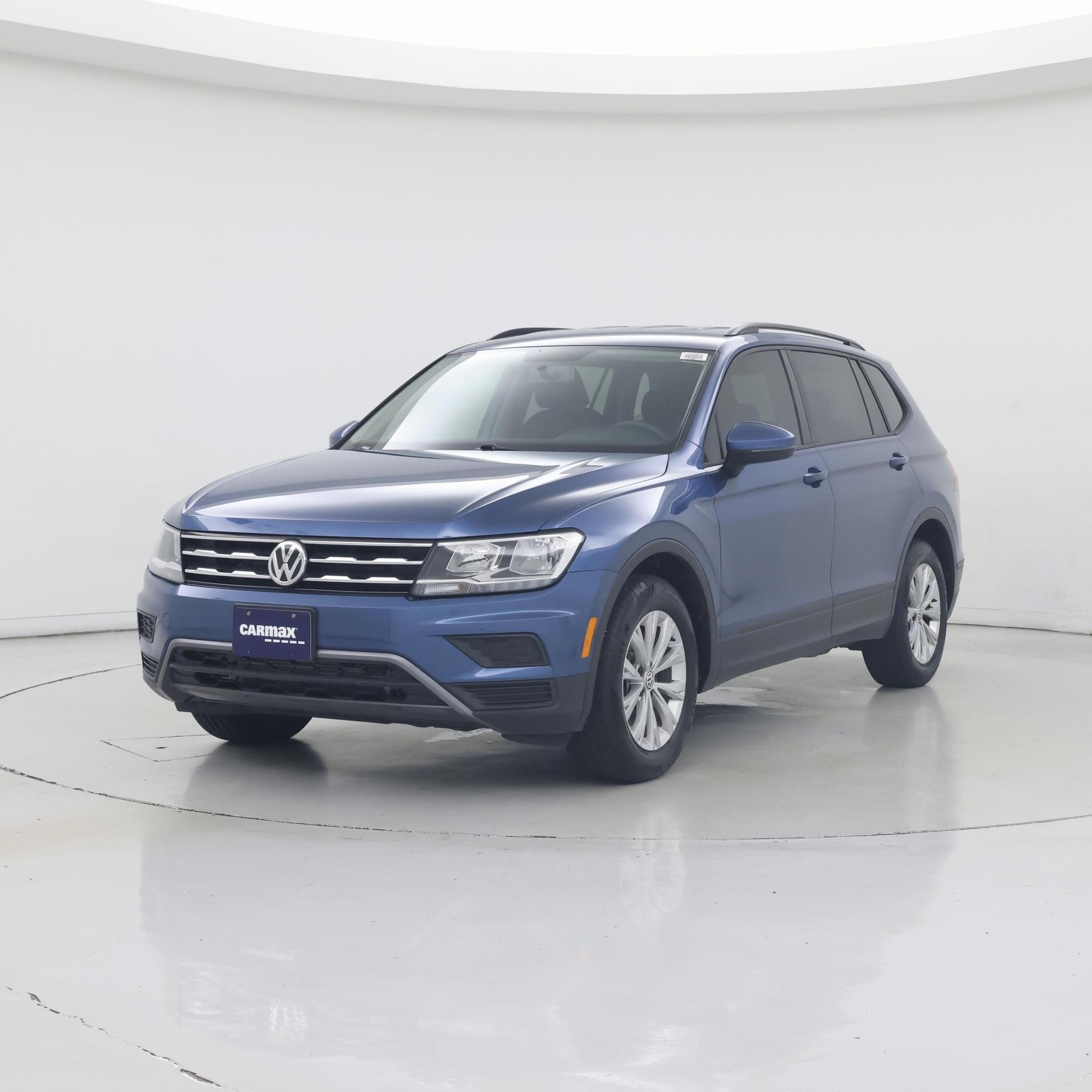 Thumbnail: 2019 Volkswagen Tiguan - 4