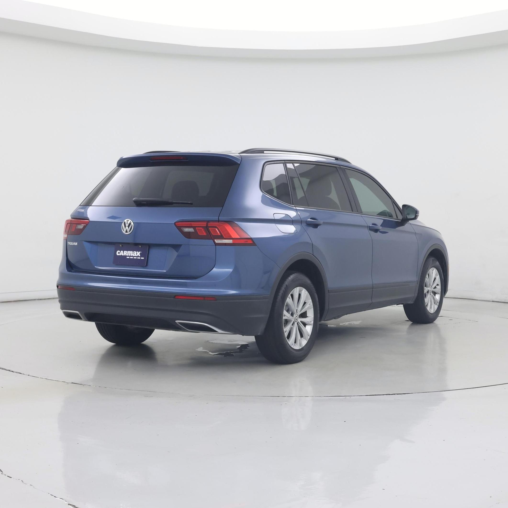 Thumbnail: 2019 Volkswagen Tiguan - 8