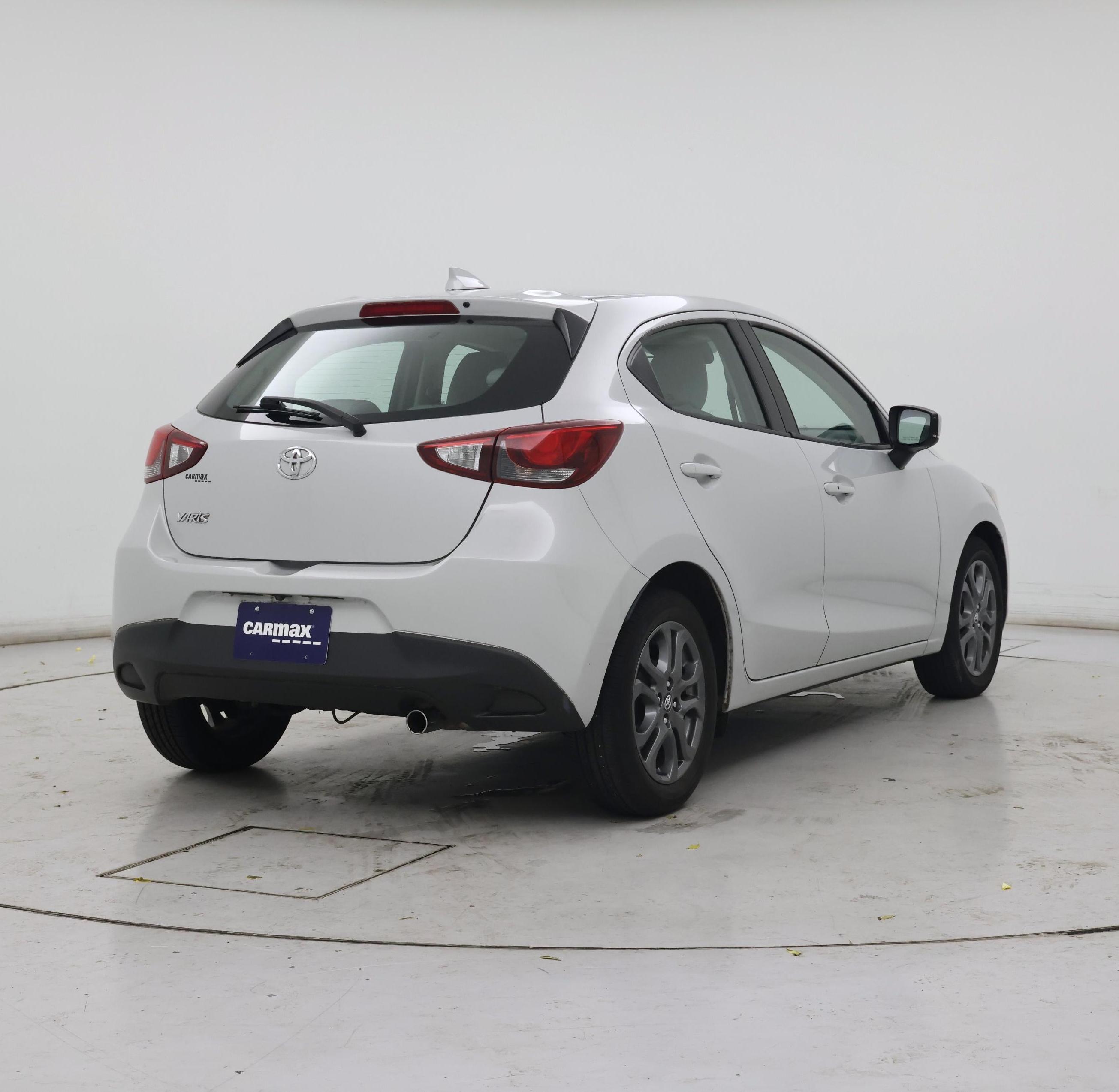 Thumbnail: 2020 Toyota Yaris - 8