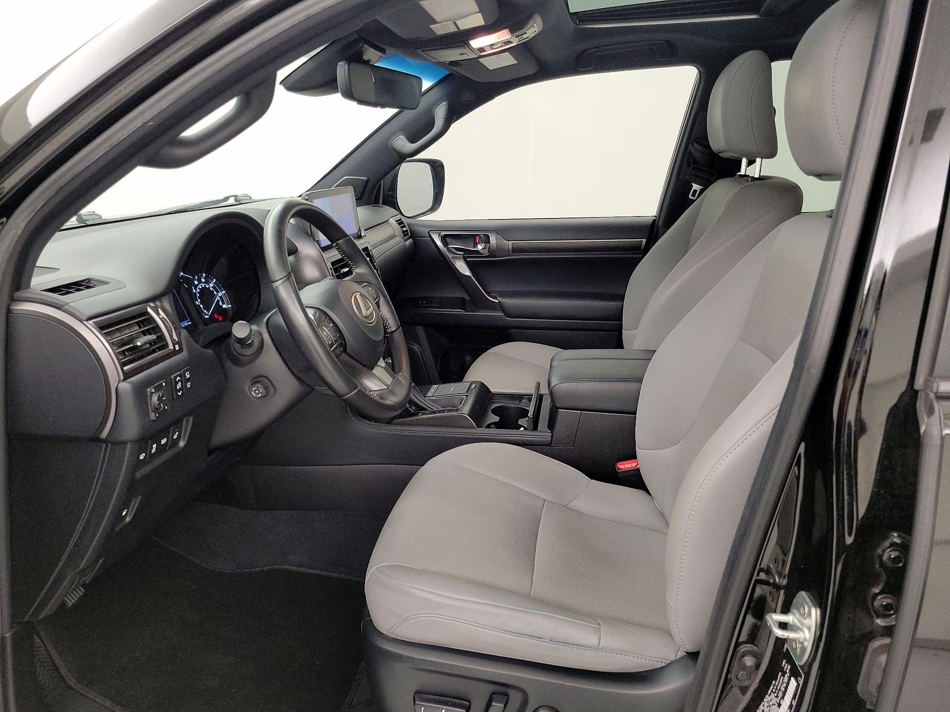 Thumbnail: 2023 Lexus GX - 11