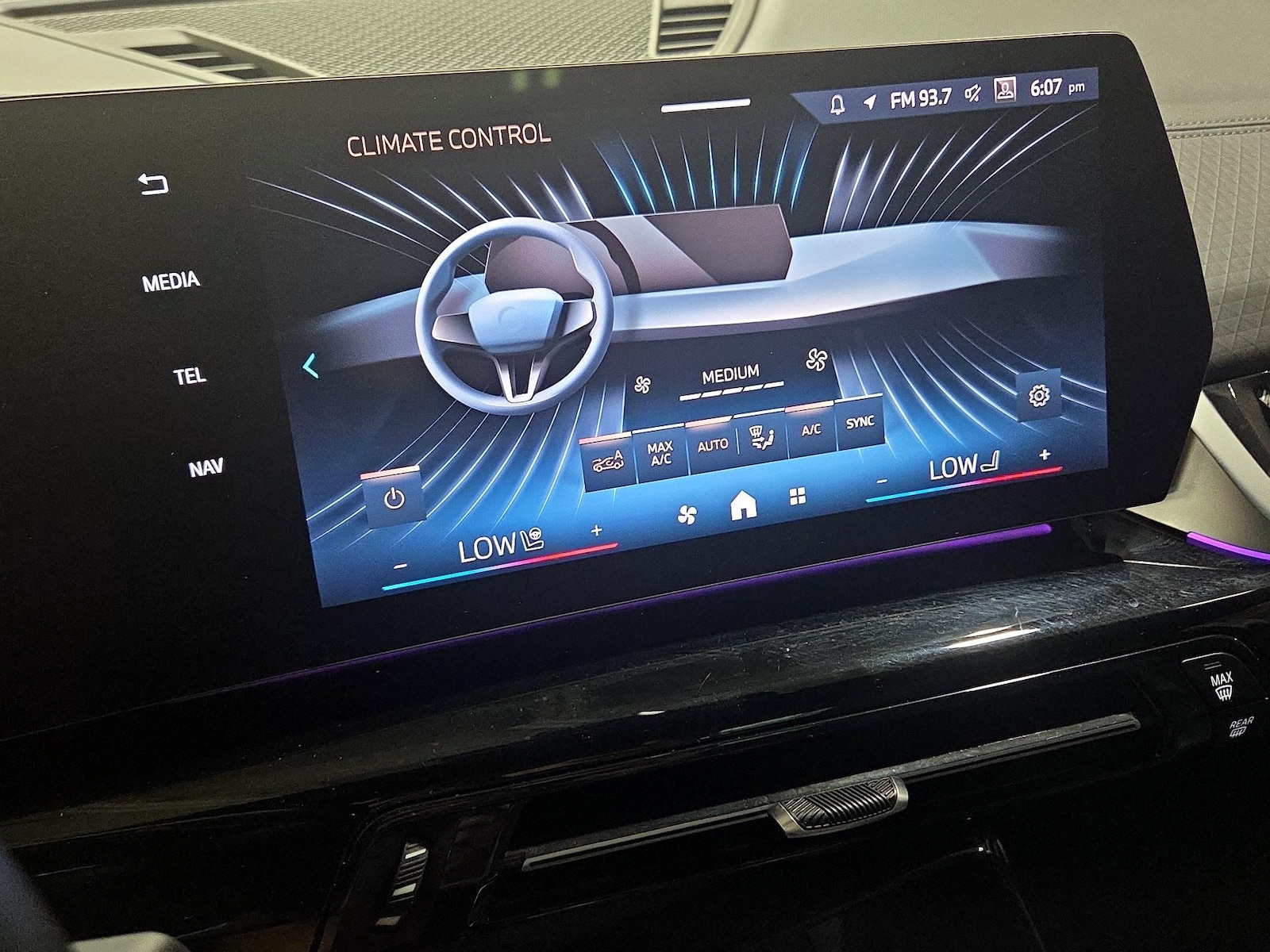 2025 BMW X2 28i - Photo 17