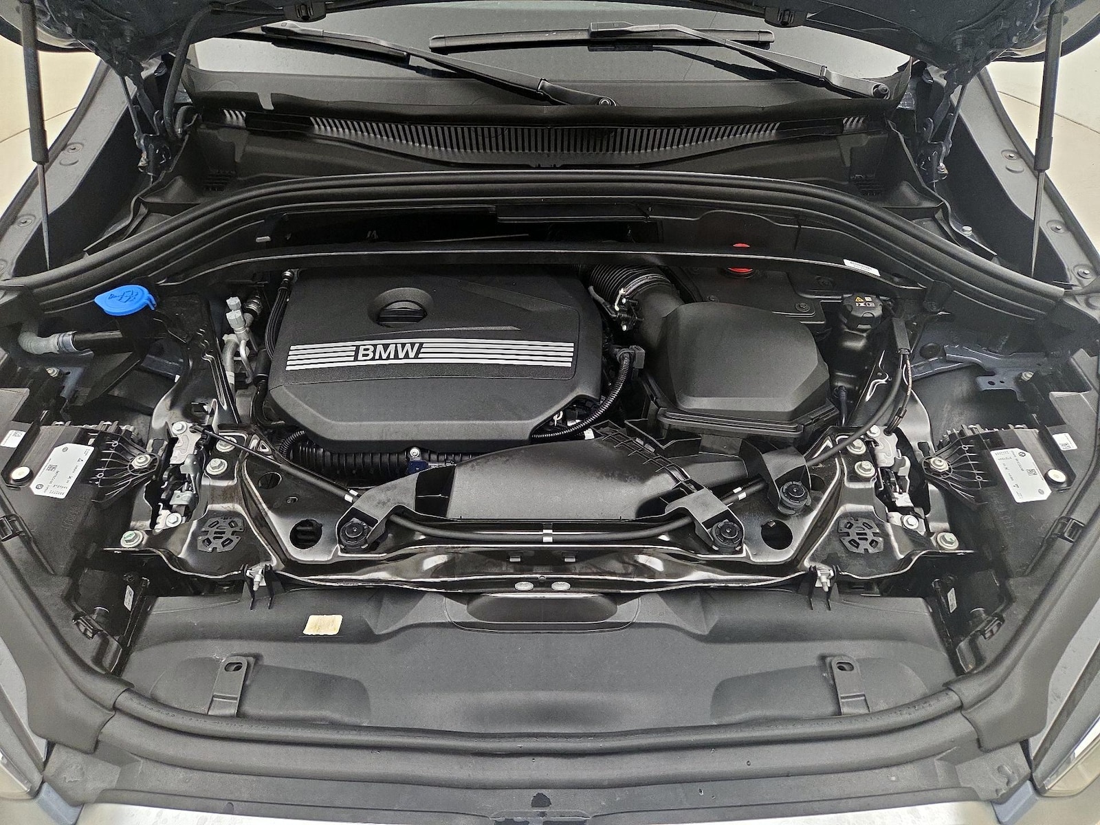 2025 BMW X2 28i - Photo 23