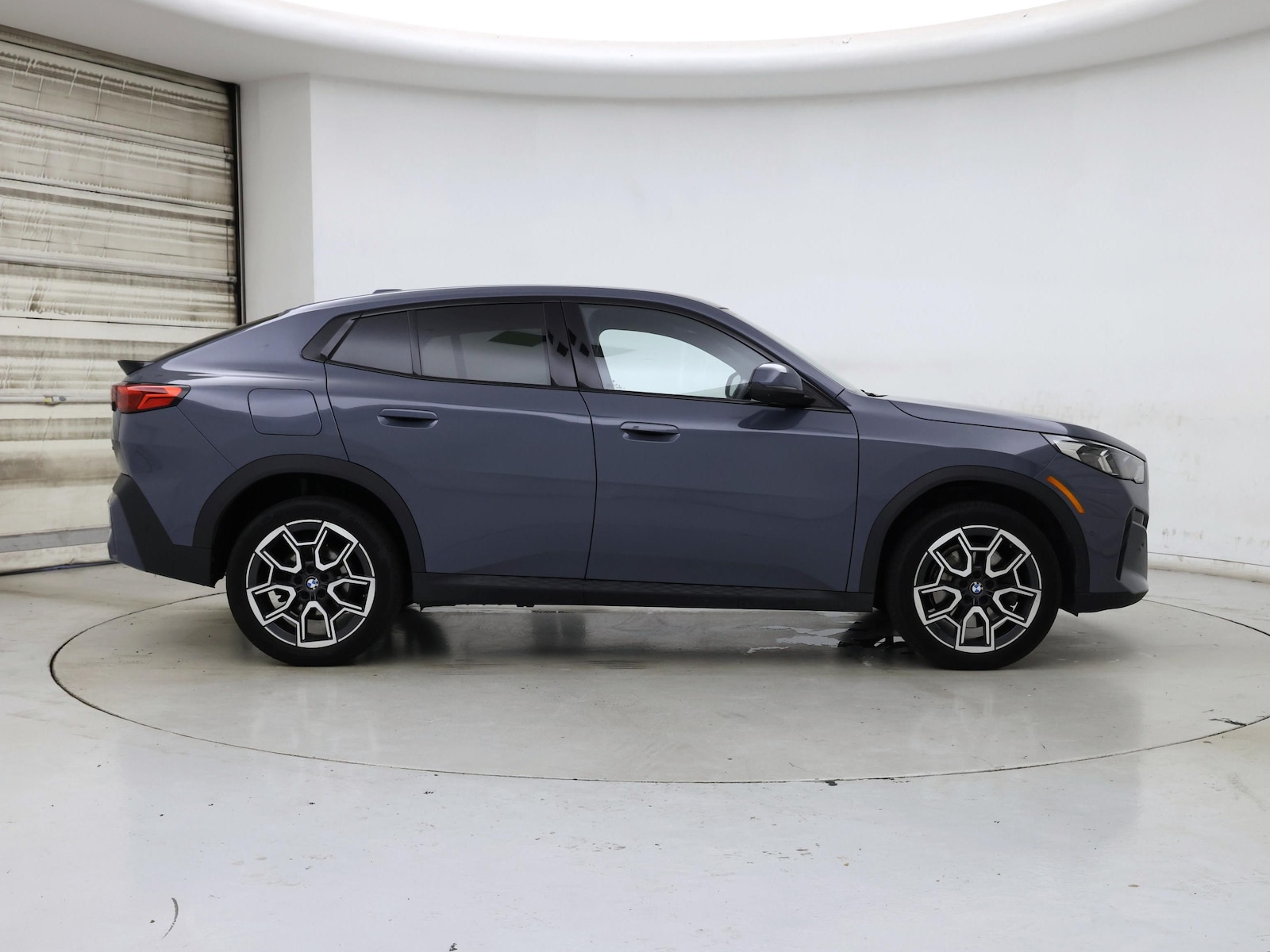 2025 BMW X2 28i - Photo 8