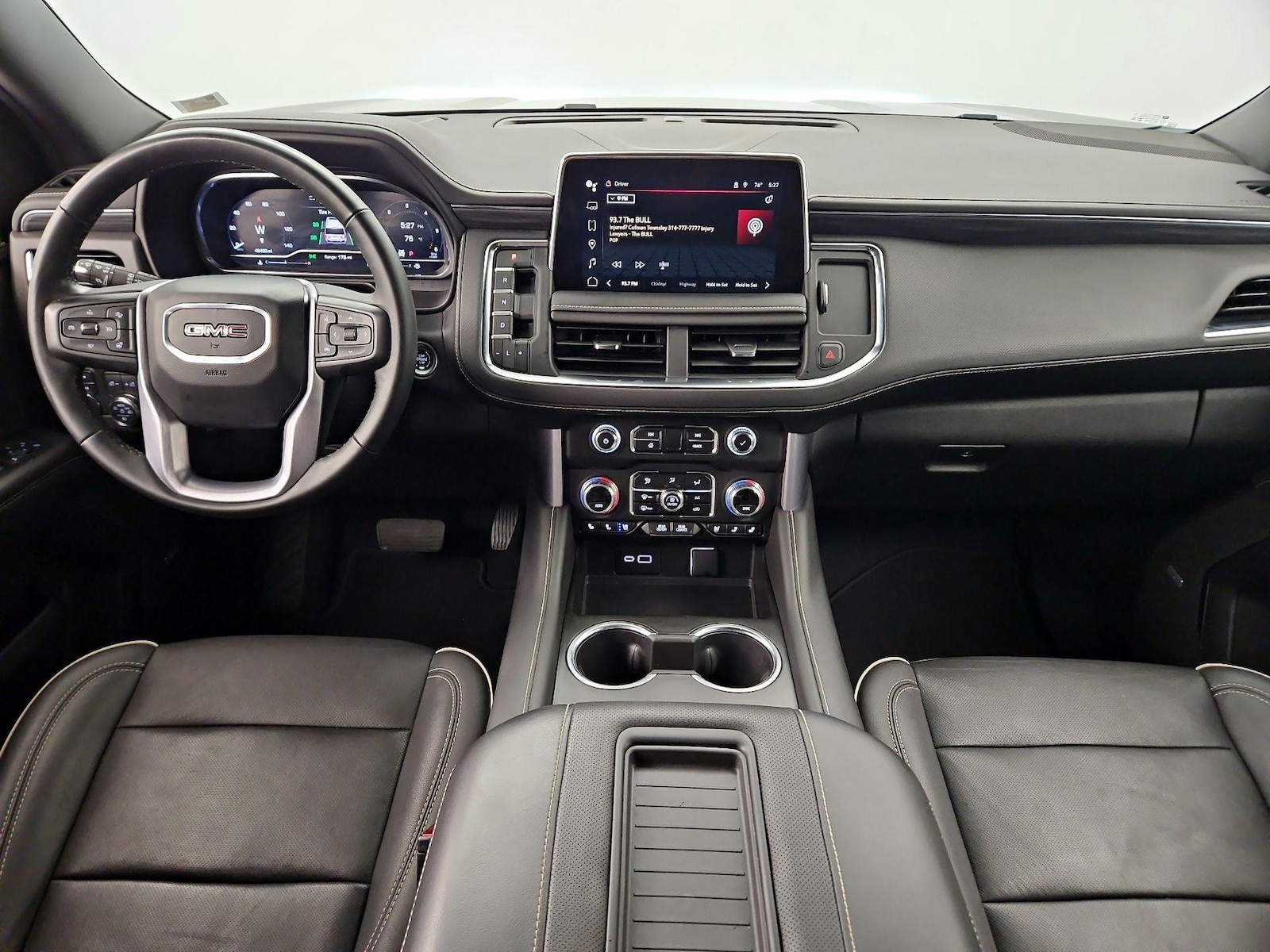 2024 GMC Yukon SLT - Photo 10