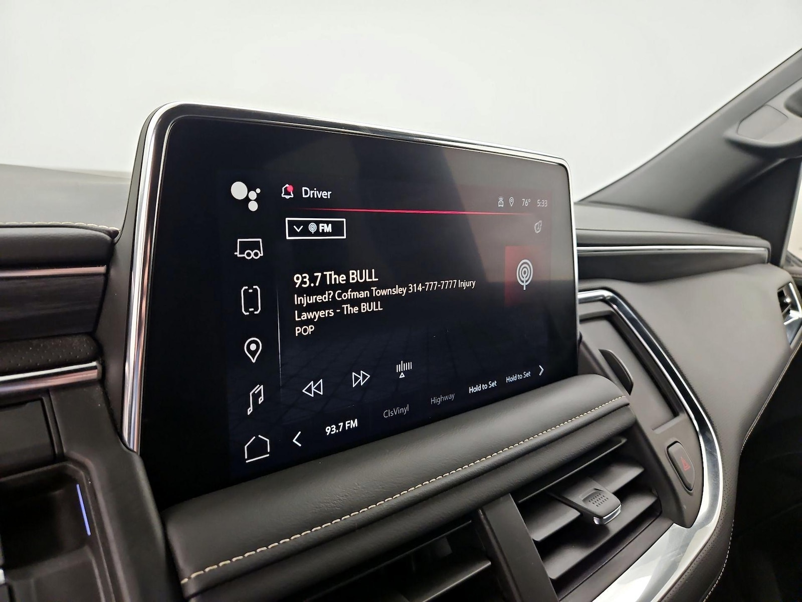 2024 GMC Yukon SLT - Photo 16
